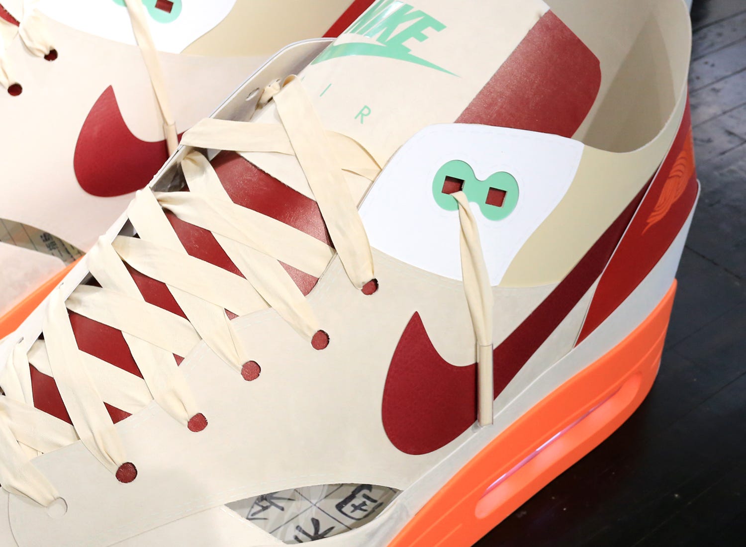 CLOT x Nike Air Max 1 "Kiss of Death" Pop-Up Installation 