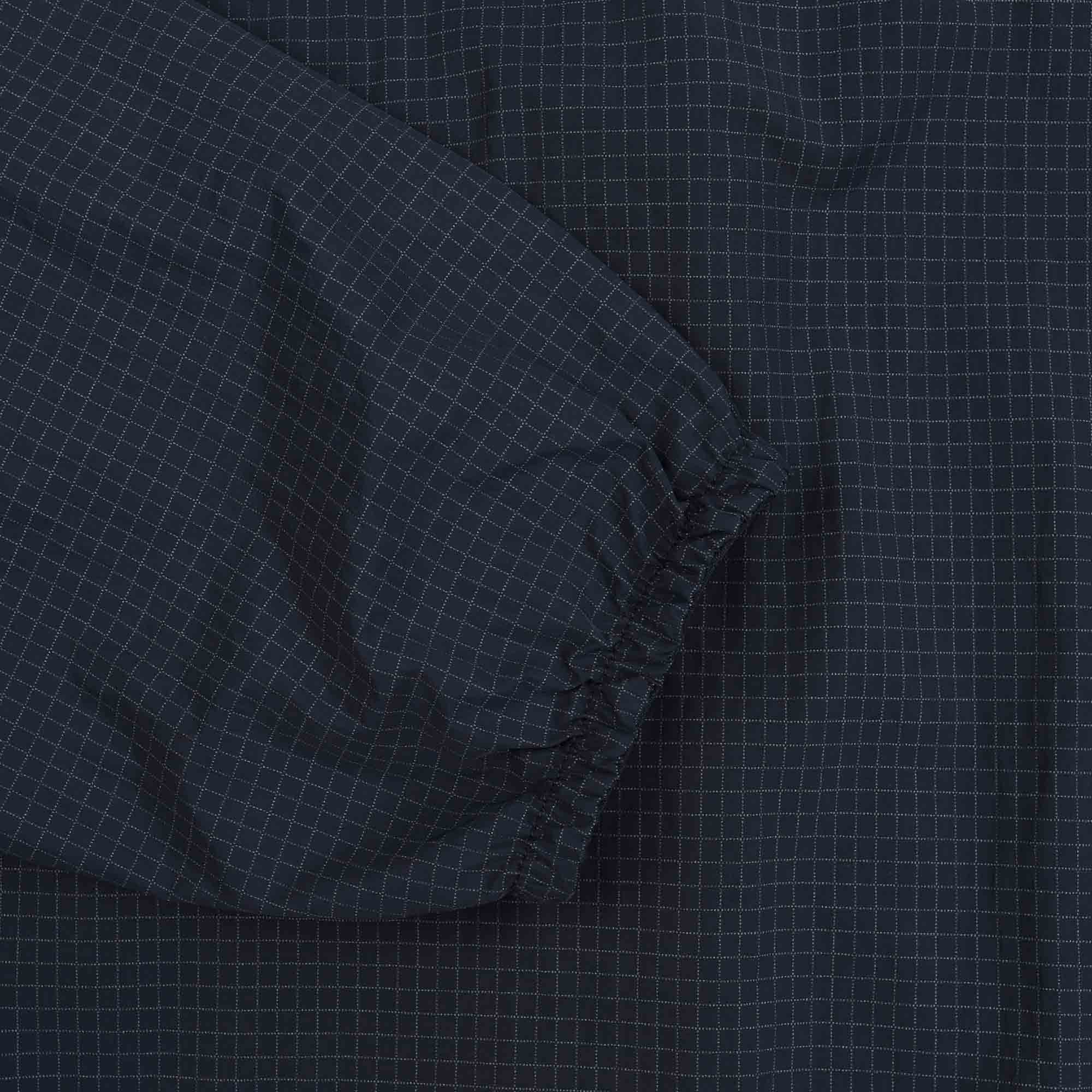 Lightweight Ripstop Wind Jacket - Navy product photo