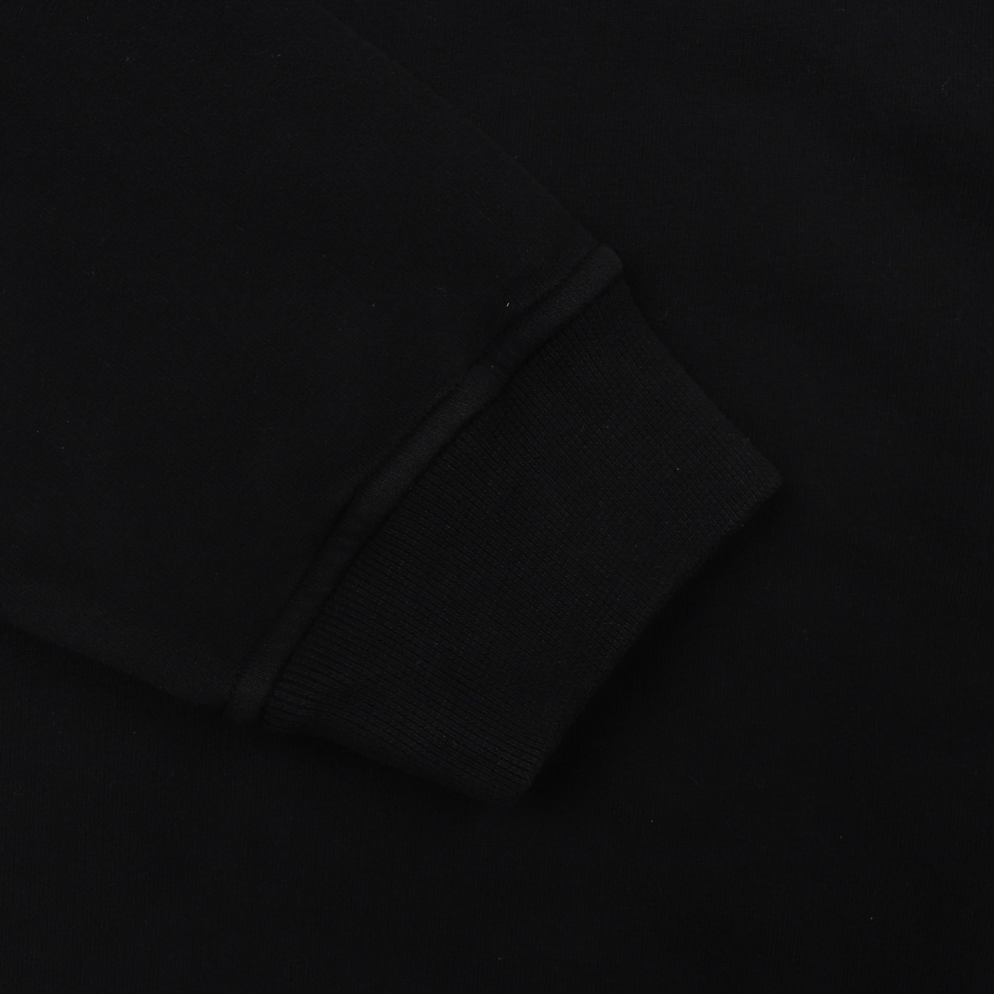 60820 Sweatshirt - Black product photo