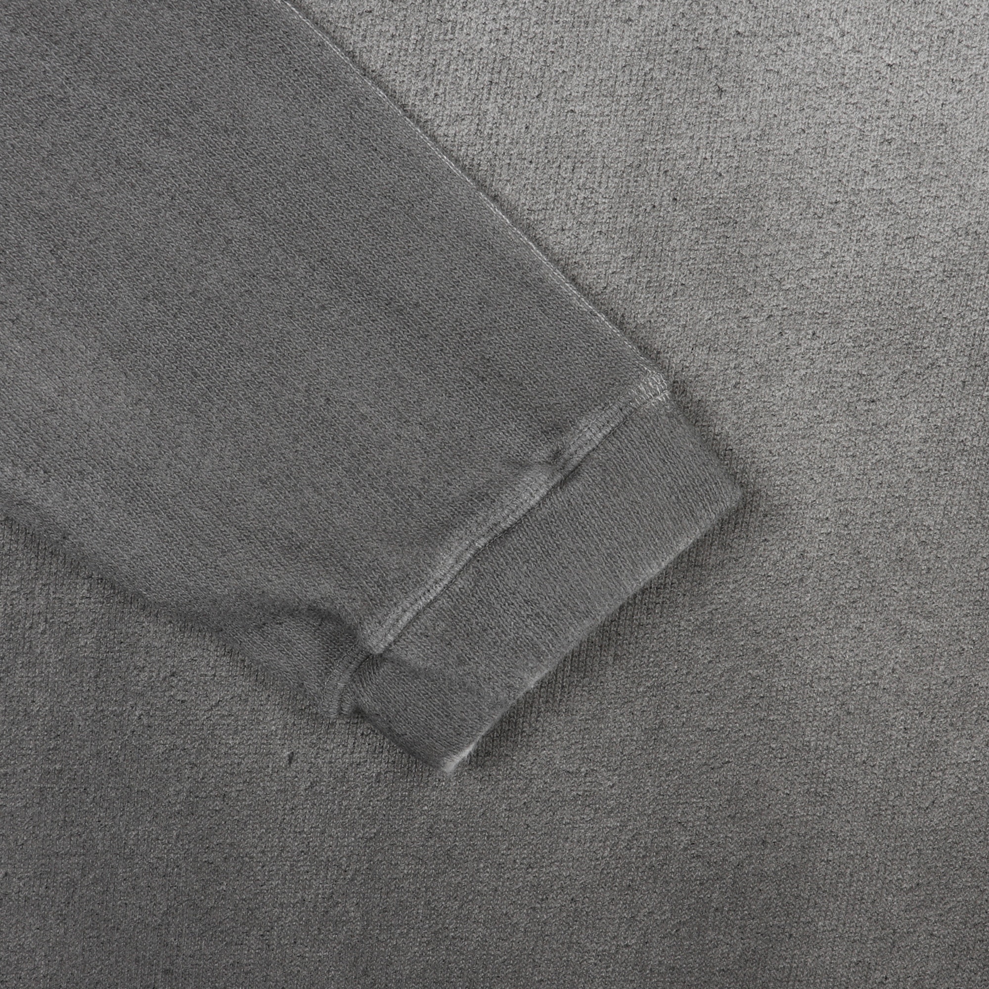 657T3 Sweatshirt - Lead Grey product photo