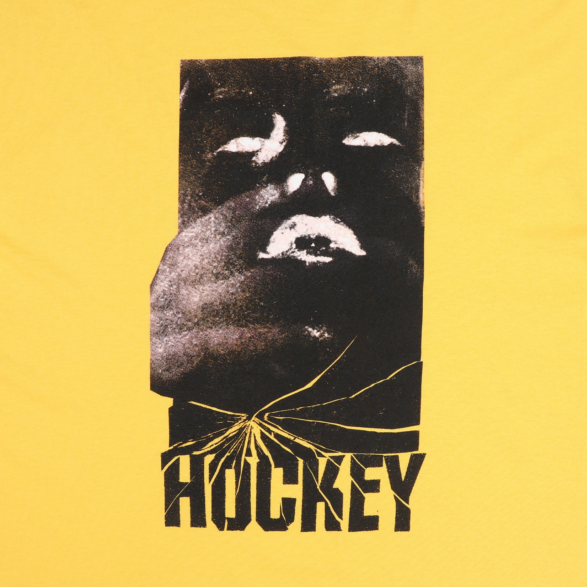 Mac T-Shirt- Daisy product photo