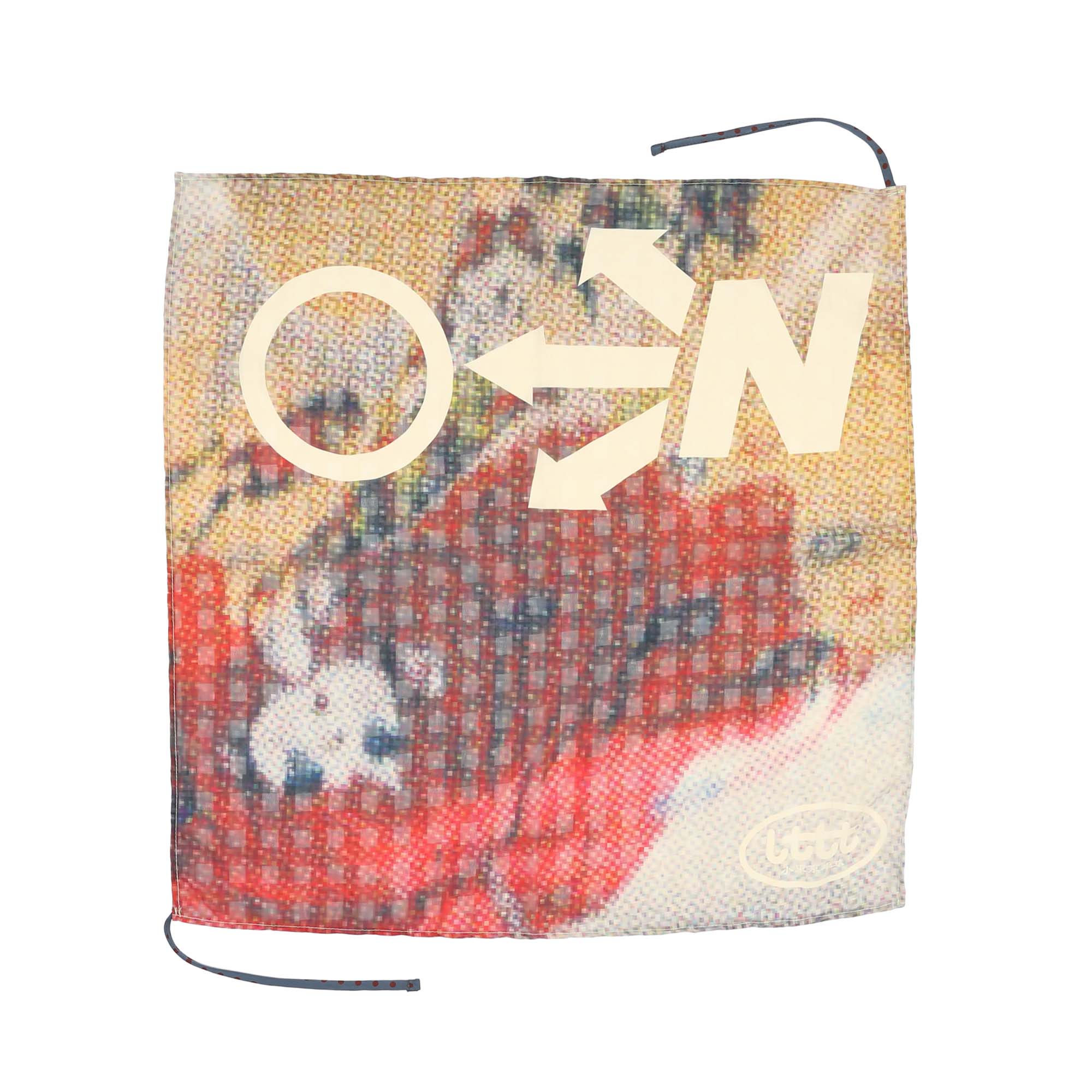 Bandana - Blurry Doll product photo