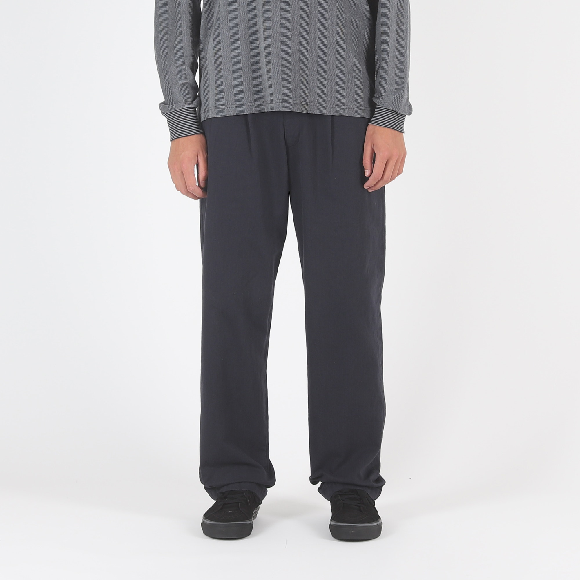 Double Pleat Herringbone Trouser- Navy product photo