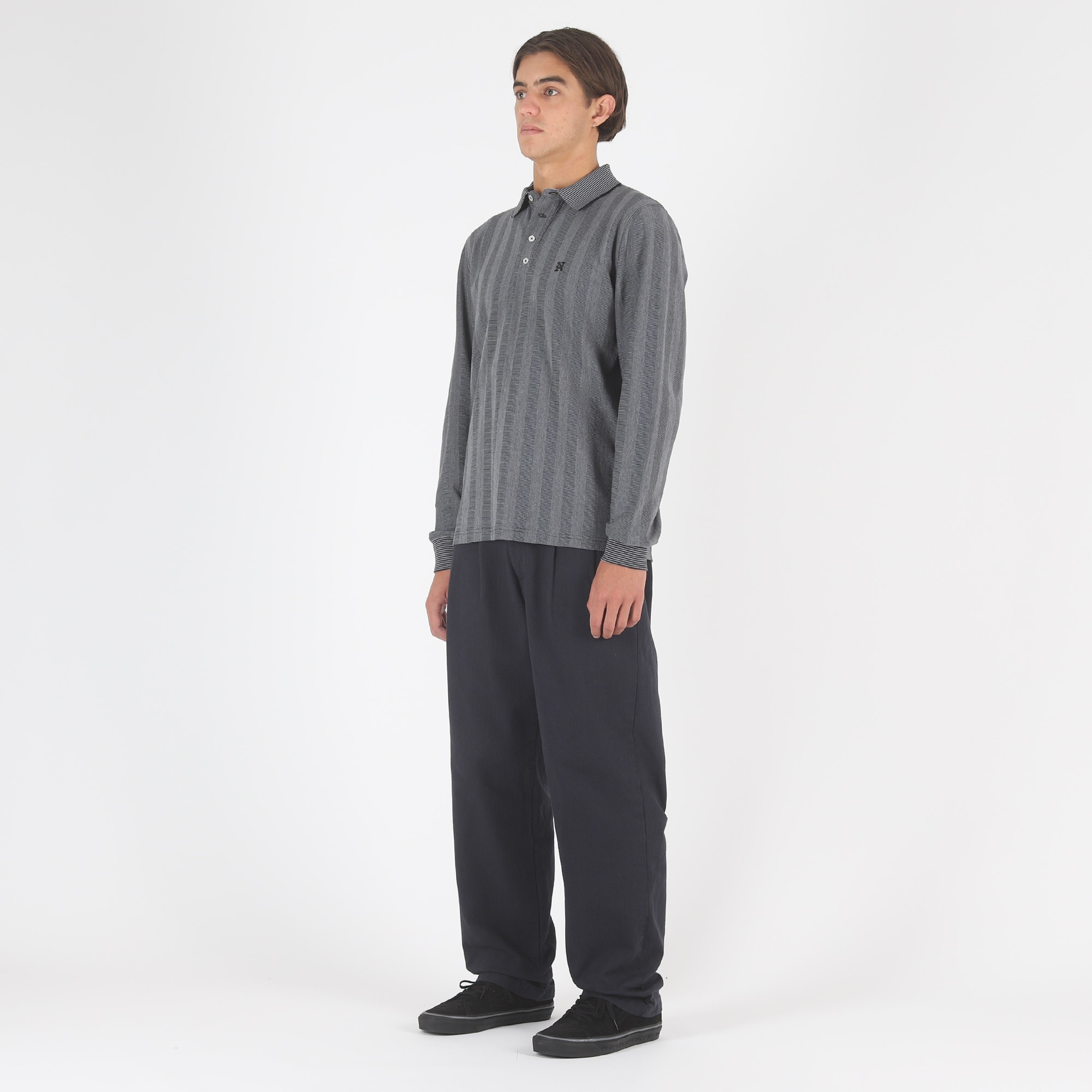 Double Pleat Herringbone Trouser- Navy product photo