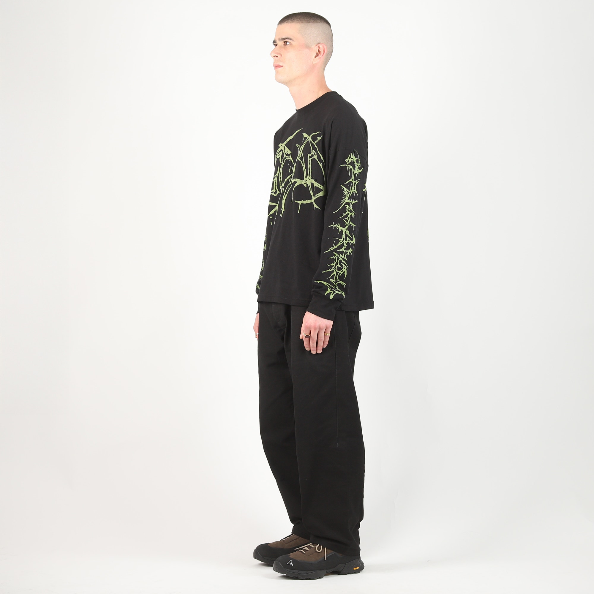 Rough L/S T-Shirt - Black product photo
