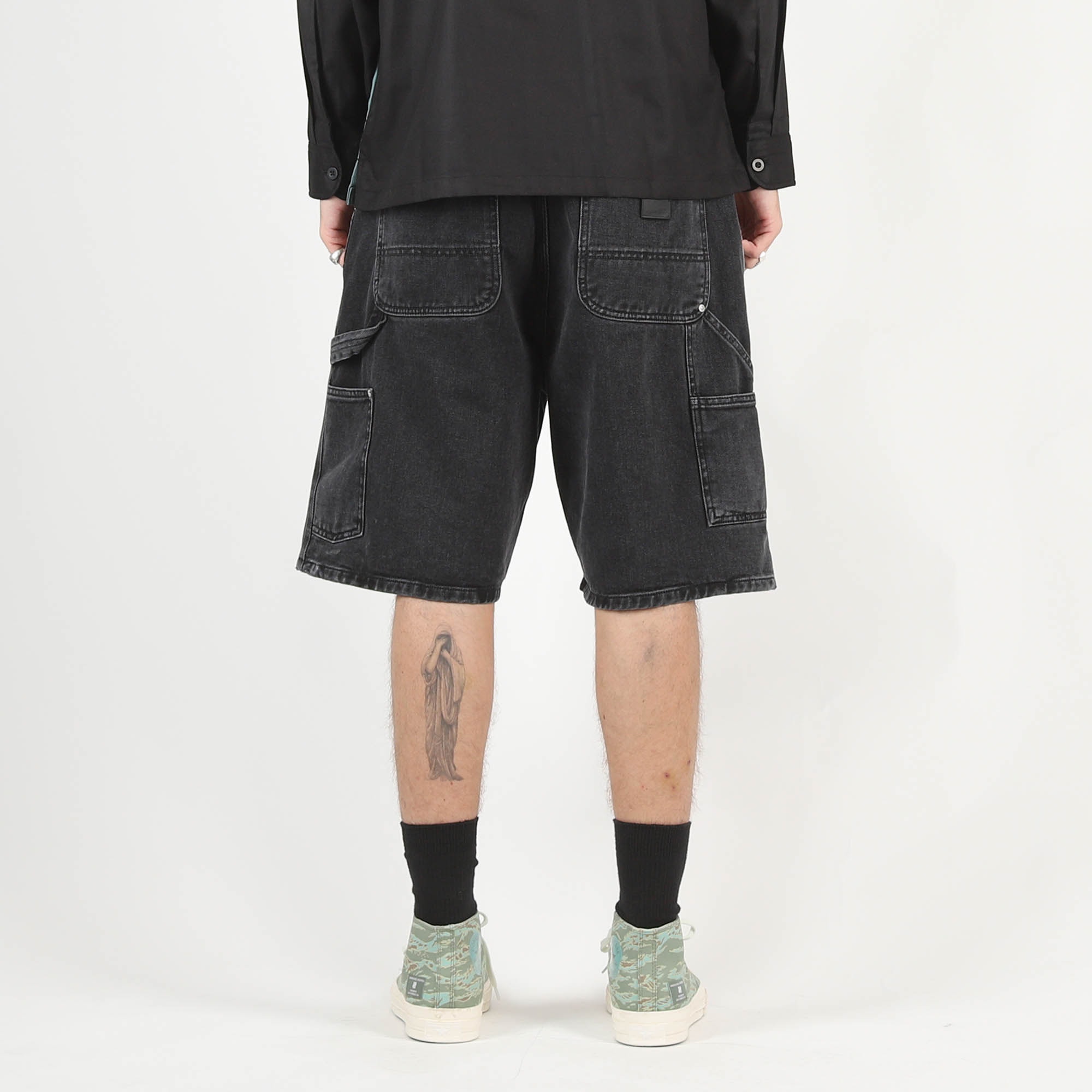 Rivet Short product photo