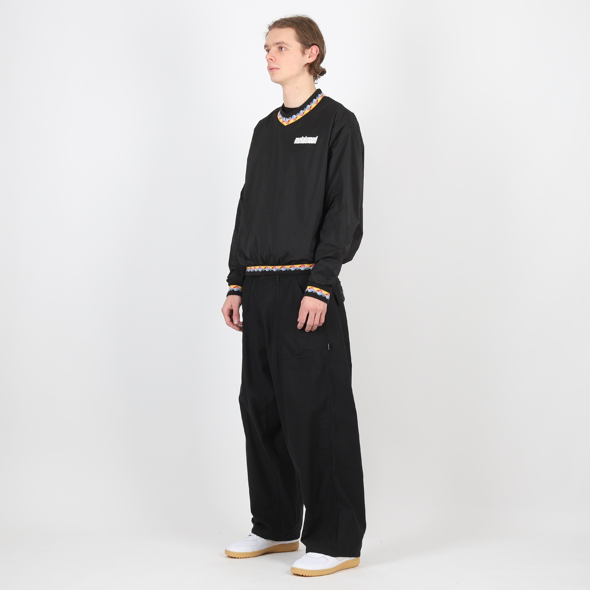 V-Neck Windbreaker - Black product photo