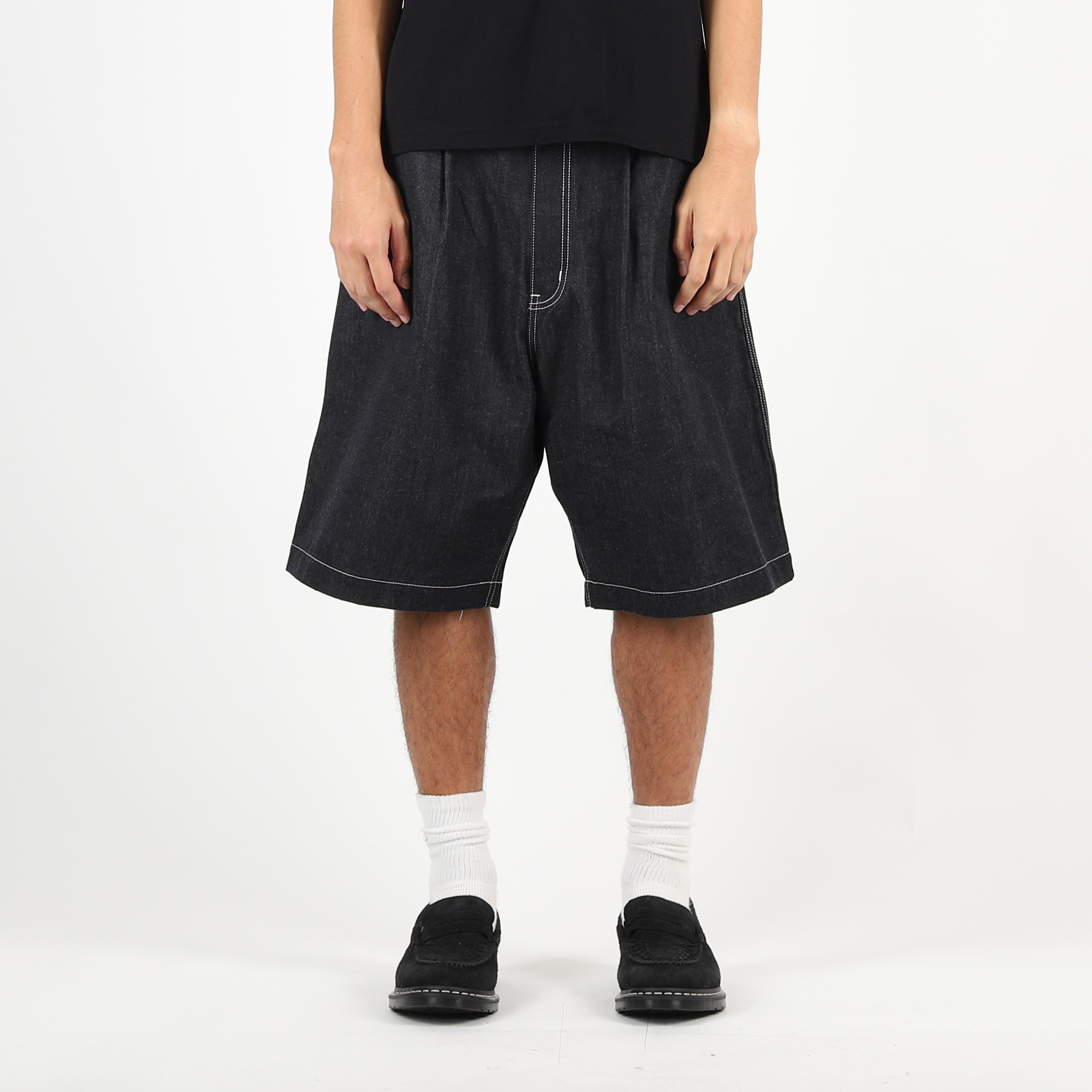Cotton Nylon Twill Shorts - Navy/White product photo