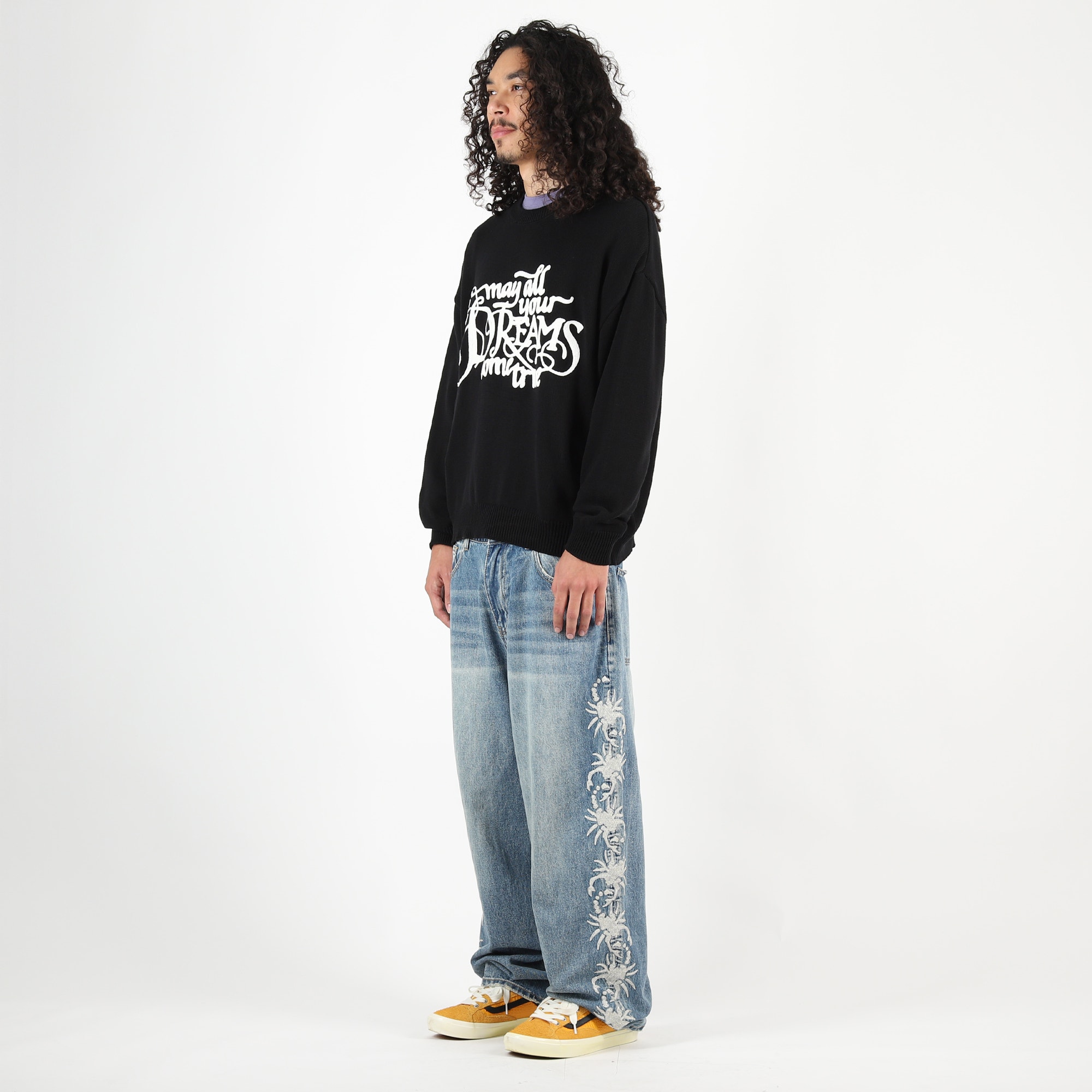 Manifestation Sweater - Black product photo
