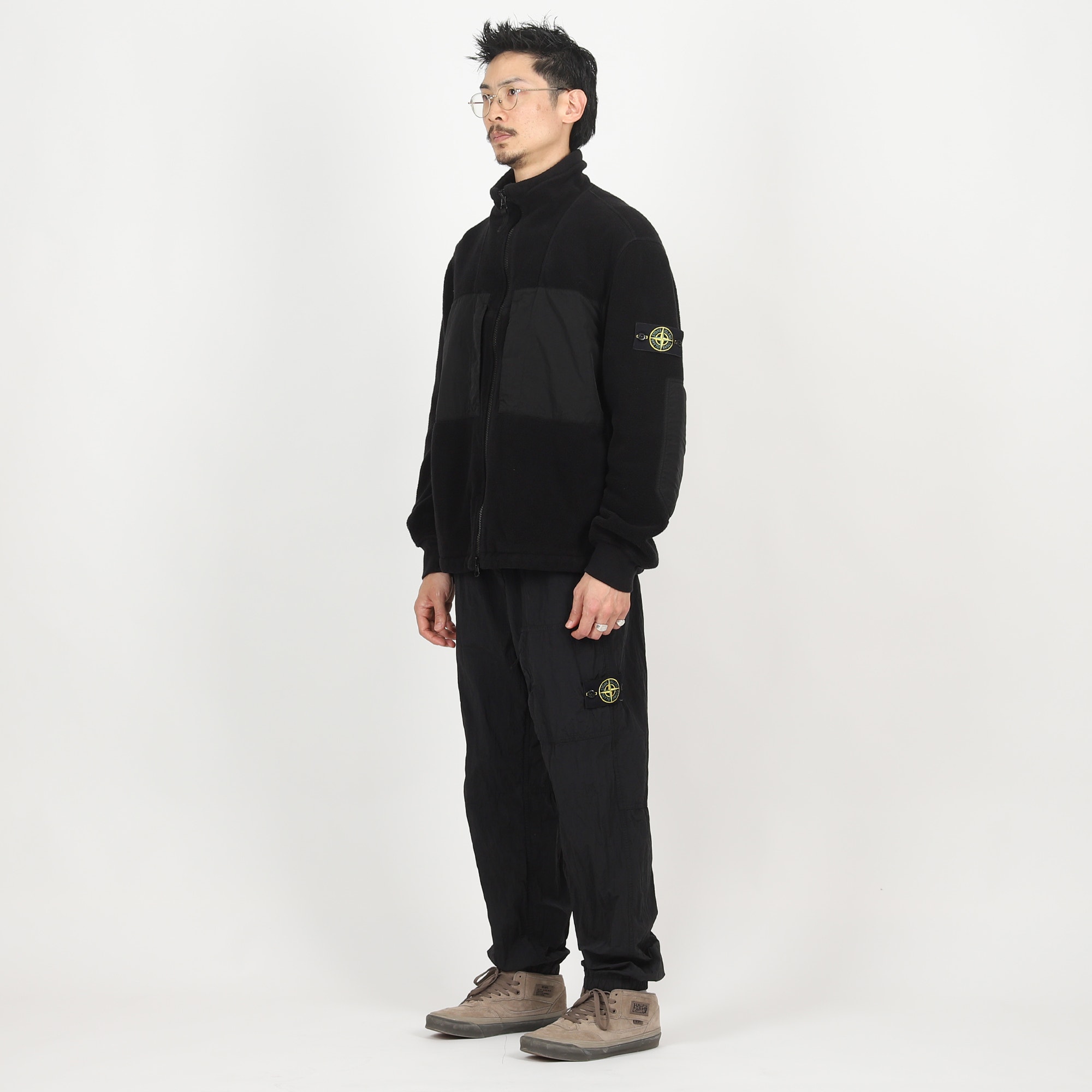 46753 Jacket - Black product photo