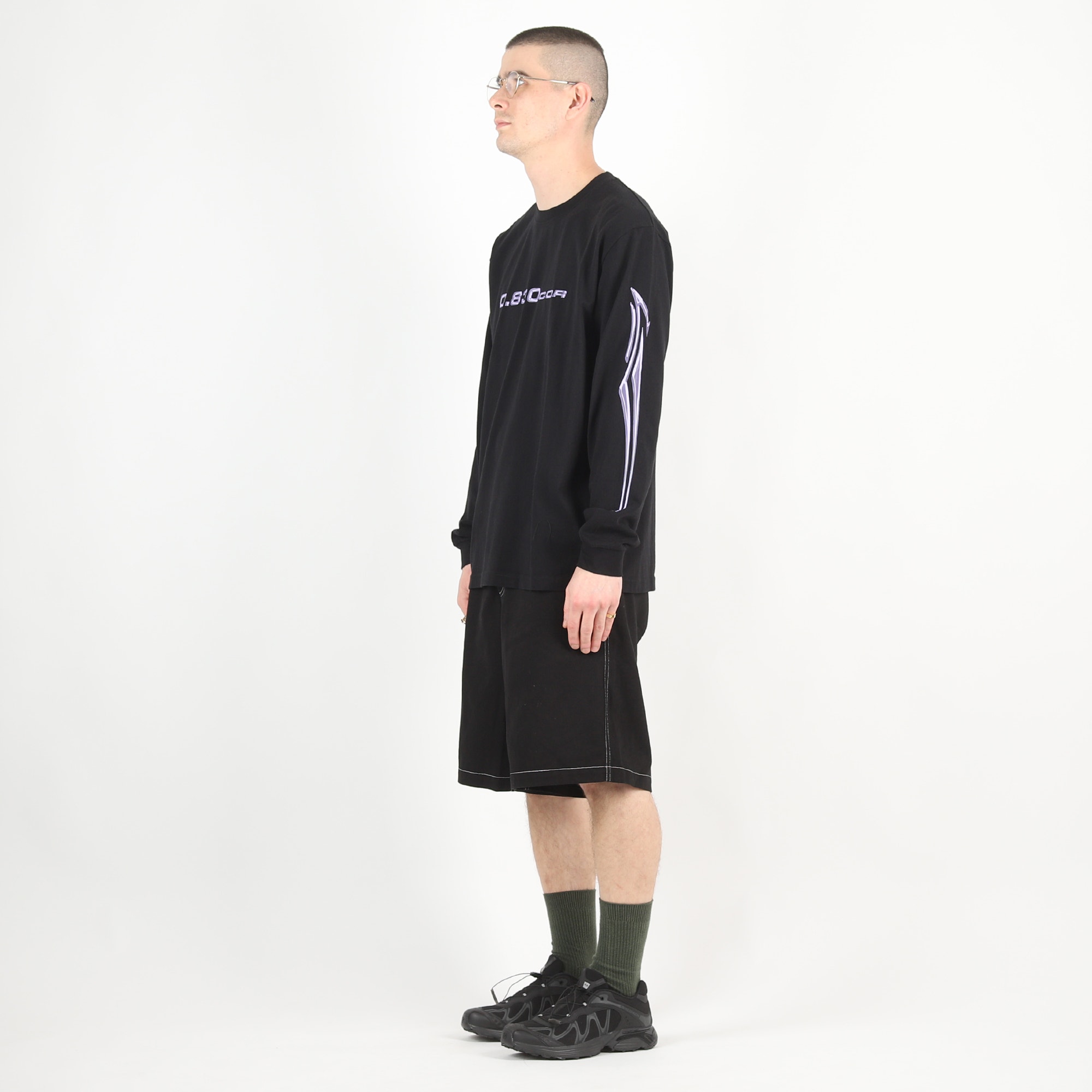 830 Cor LS T-Shirt - Black product photo