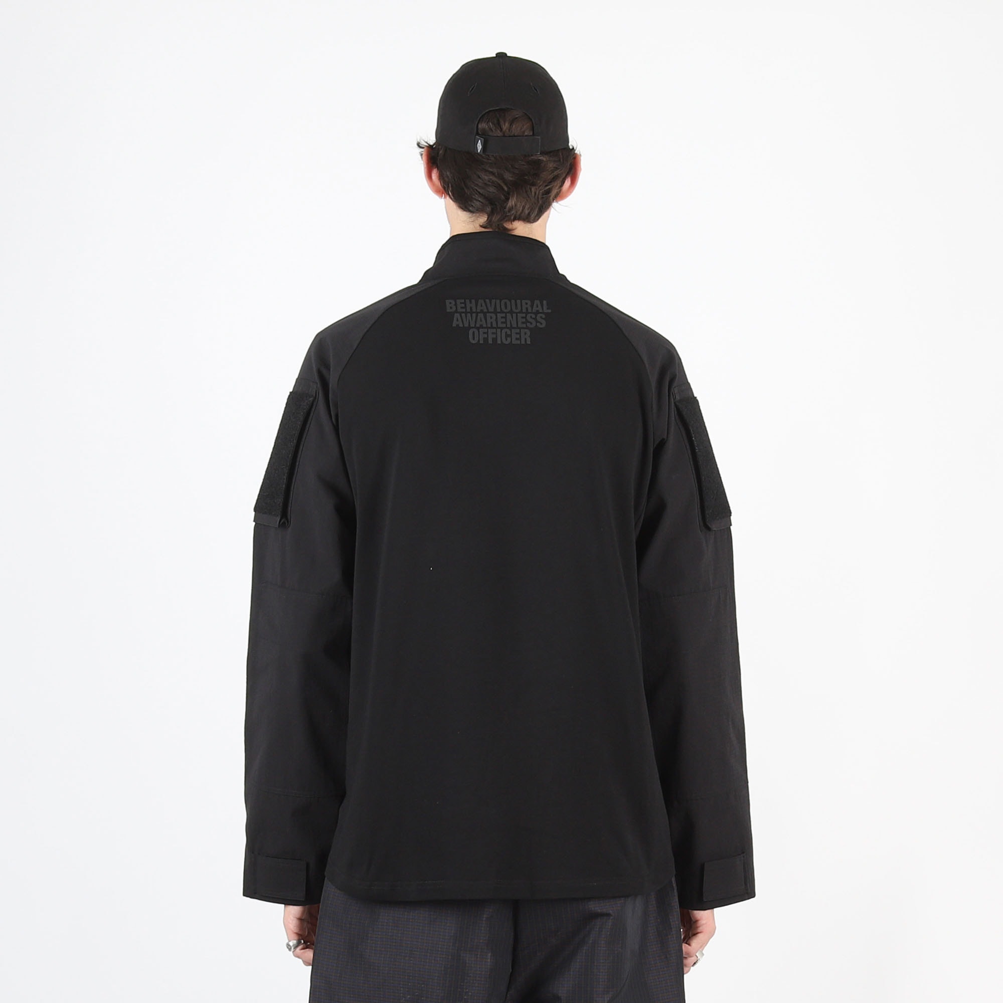 Tapered Half Zip - Black product photo