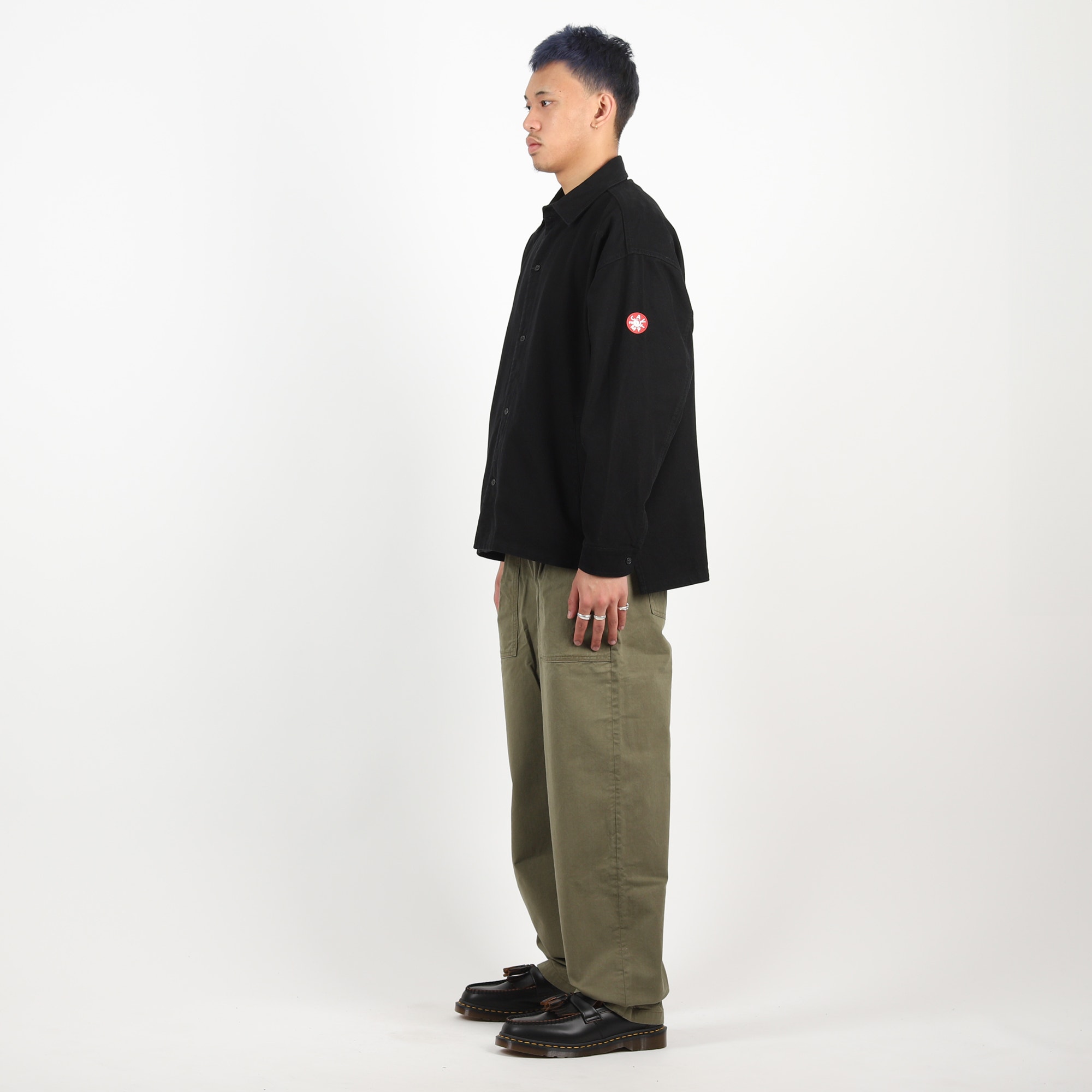 Welt Pockets Big Shirt - Black product photo