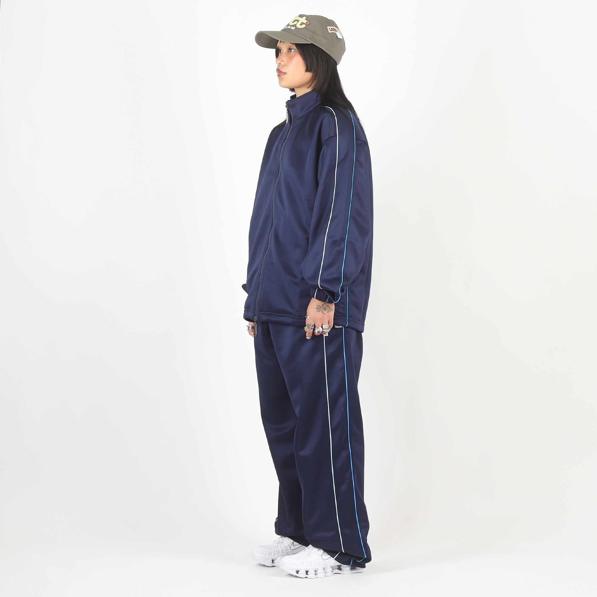Training Top V.2 - Navy product photo