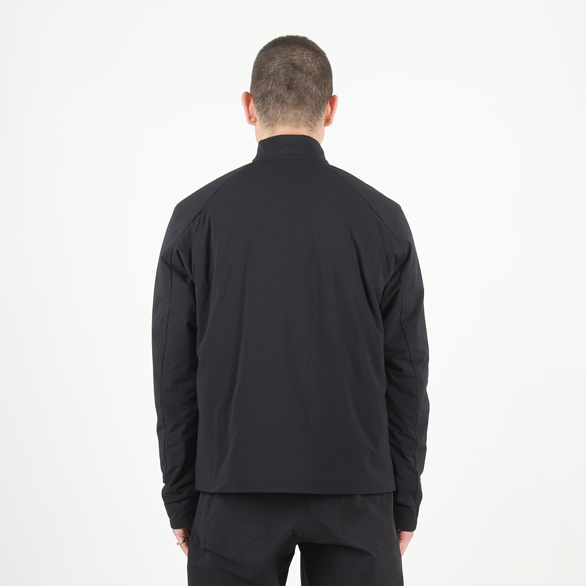 Mionn Insulated Jacket - Black product photo