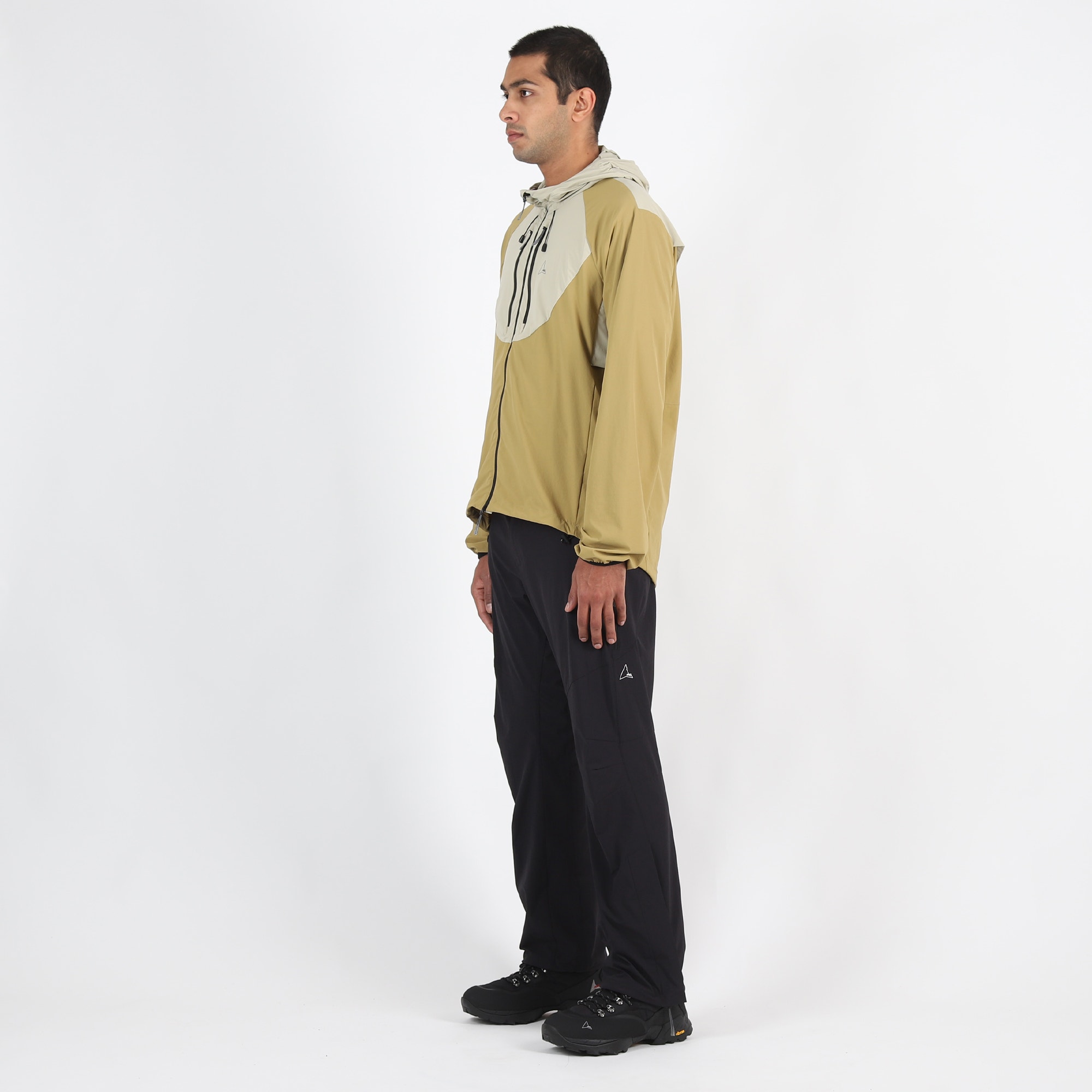 Windbreaker - Antique Bronze product photo