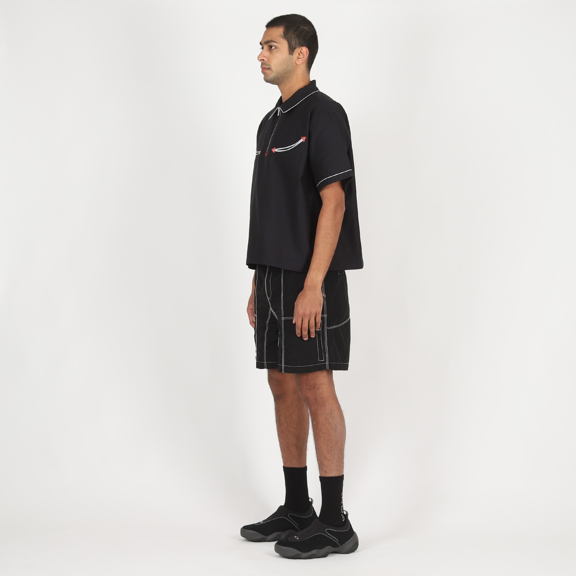 Triple Needle Bishop Short - Black product photo