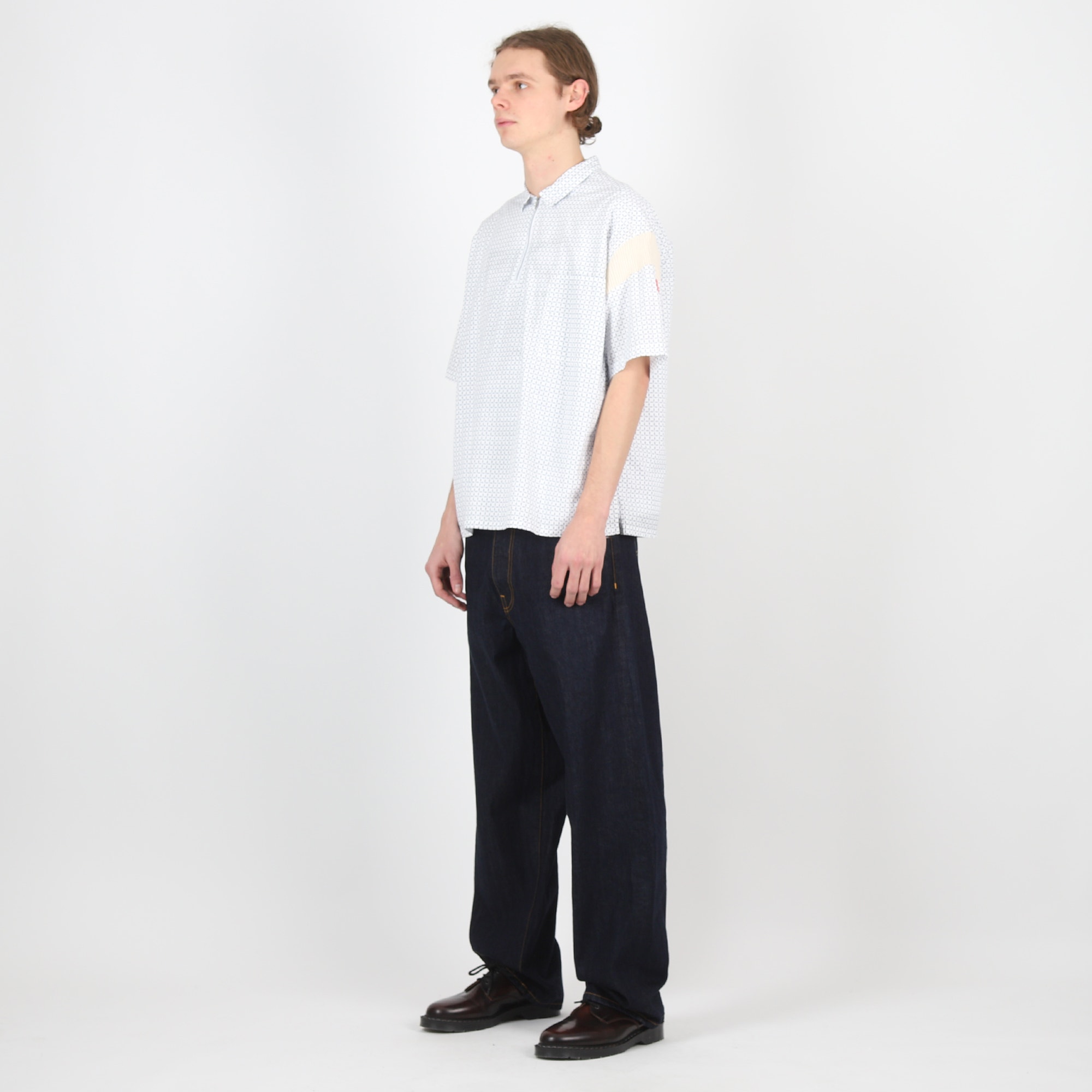 Half Zip Control S/S Shirt - White product photo