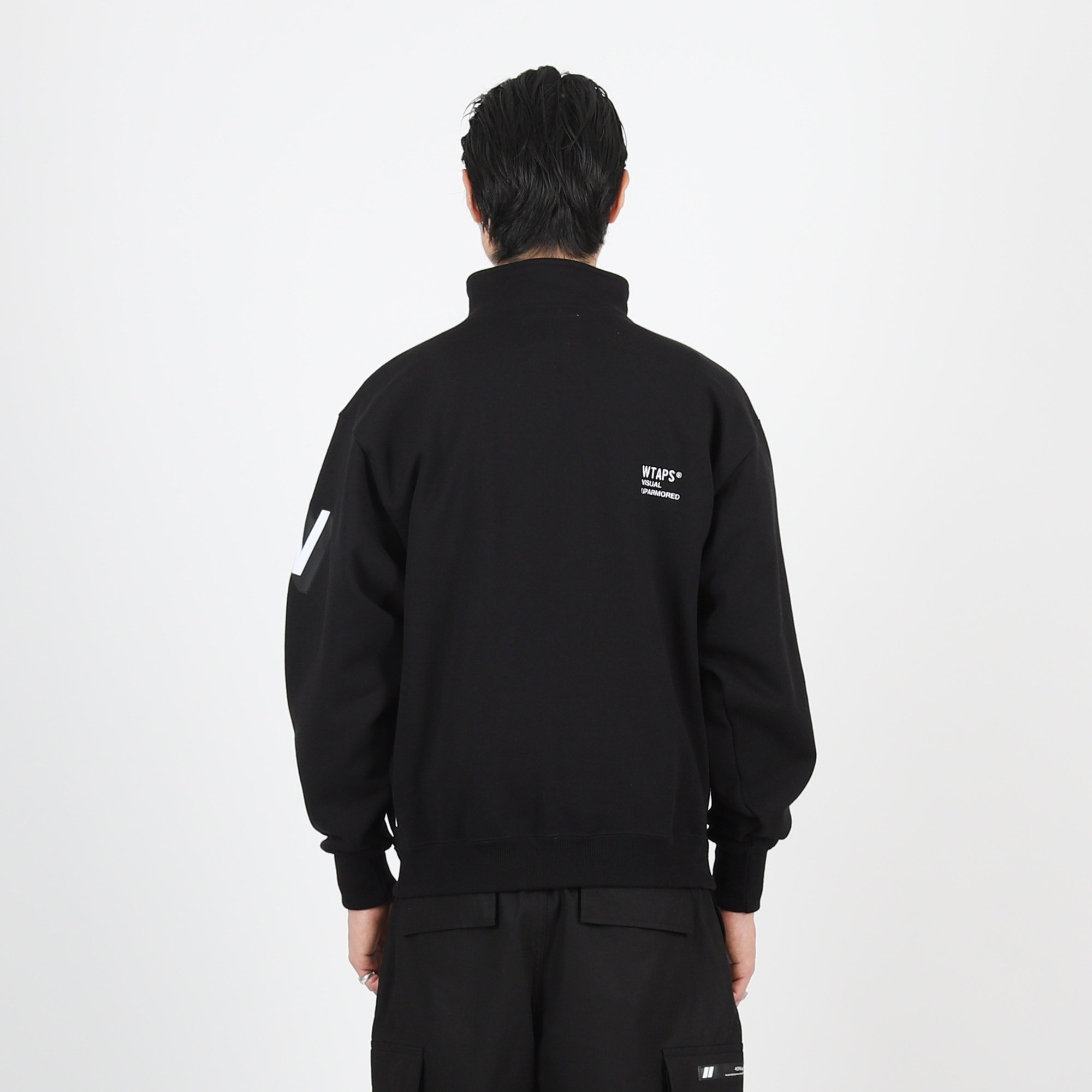 DEPST Sweater - Black product photo