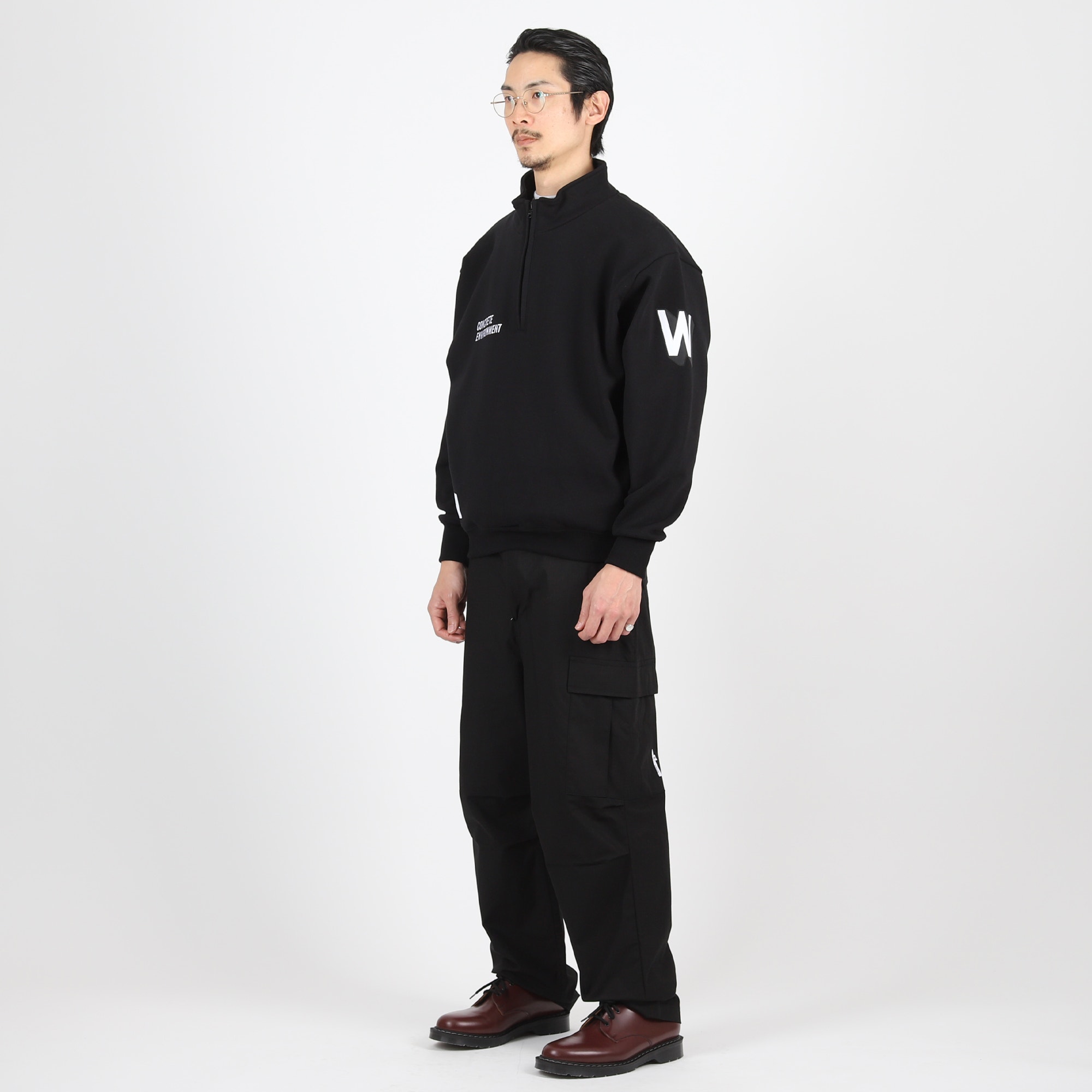 DEPST Sweater - Black product photo