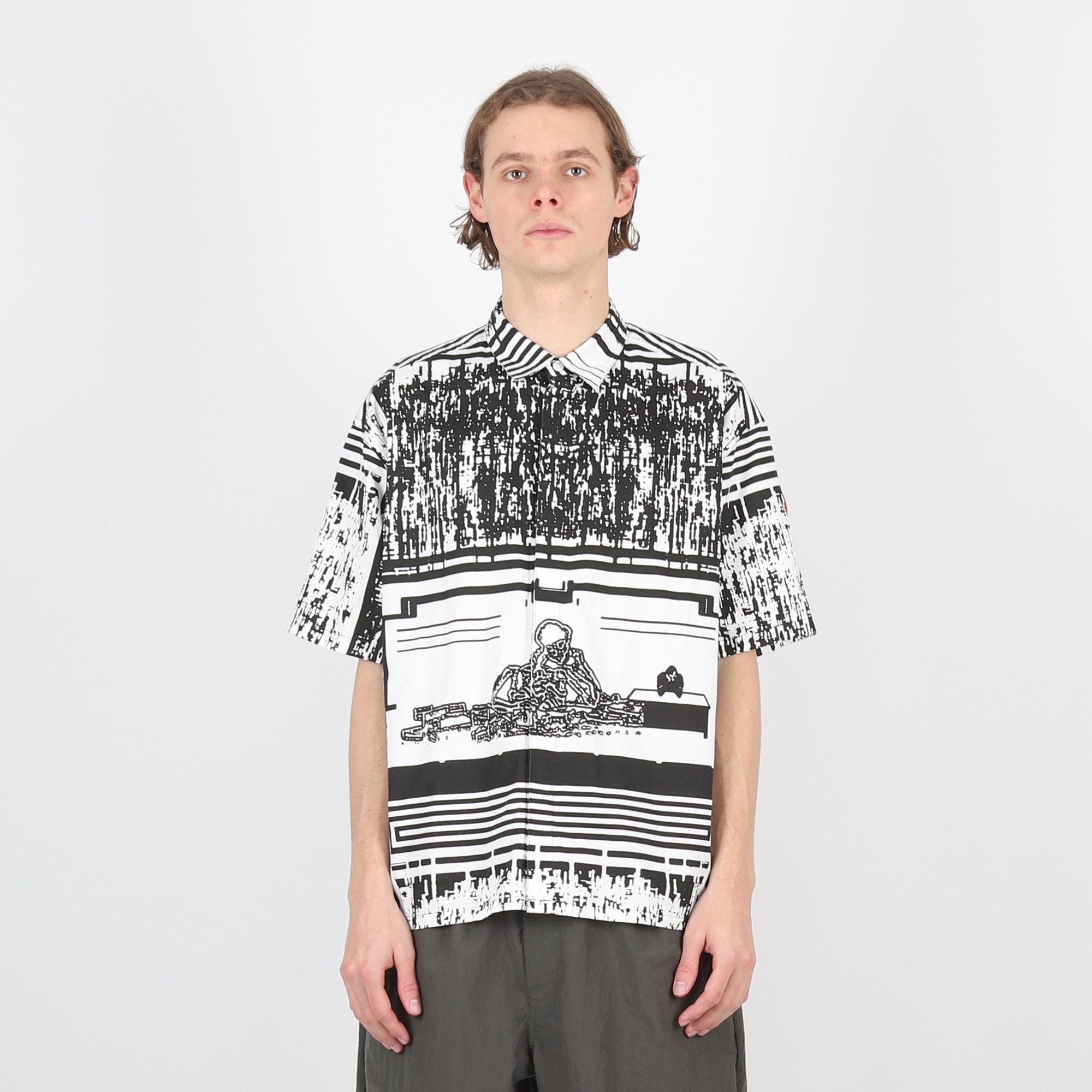 MD Reception S/S Shirt - White product photo
