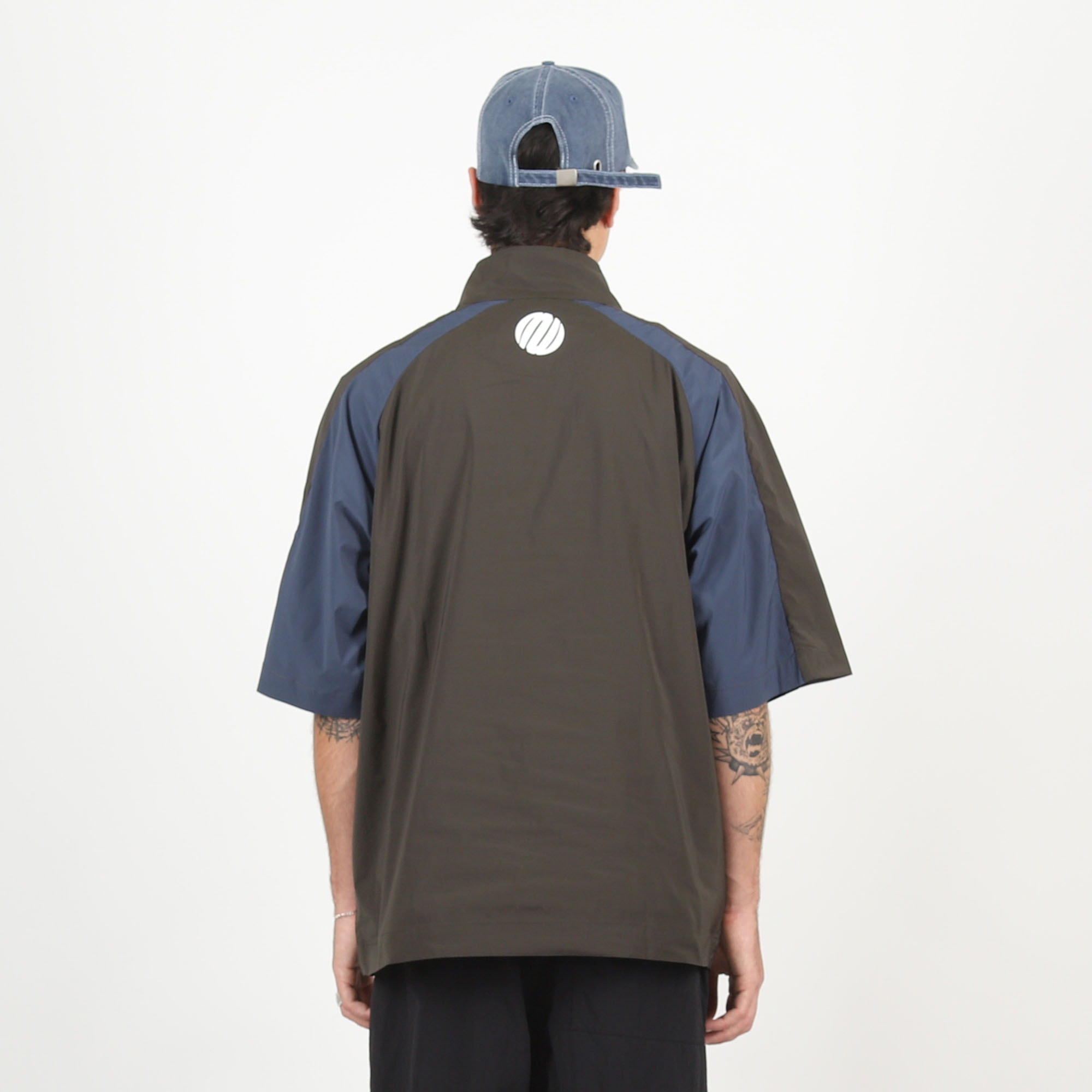 S/S Paneled Wind Shirt - Black/Navy product photo