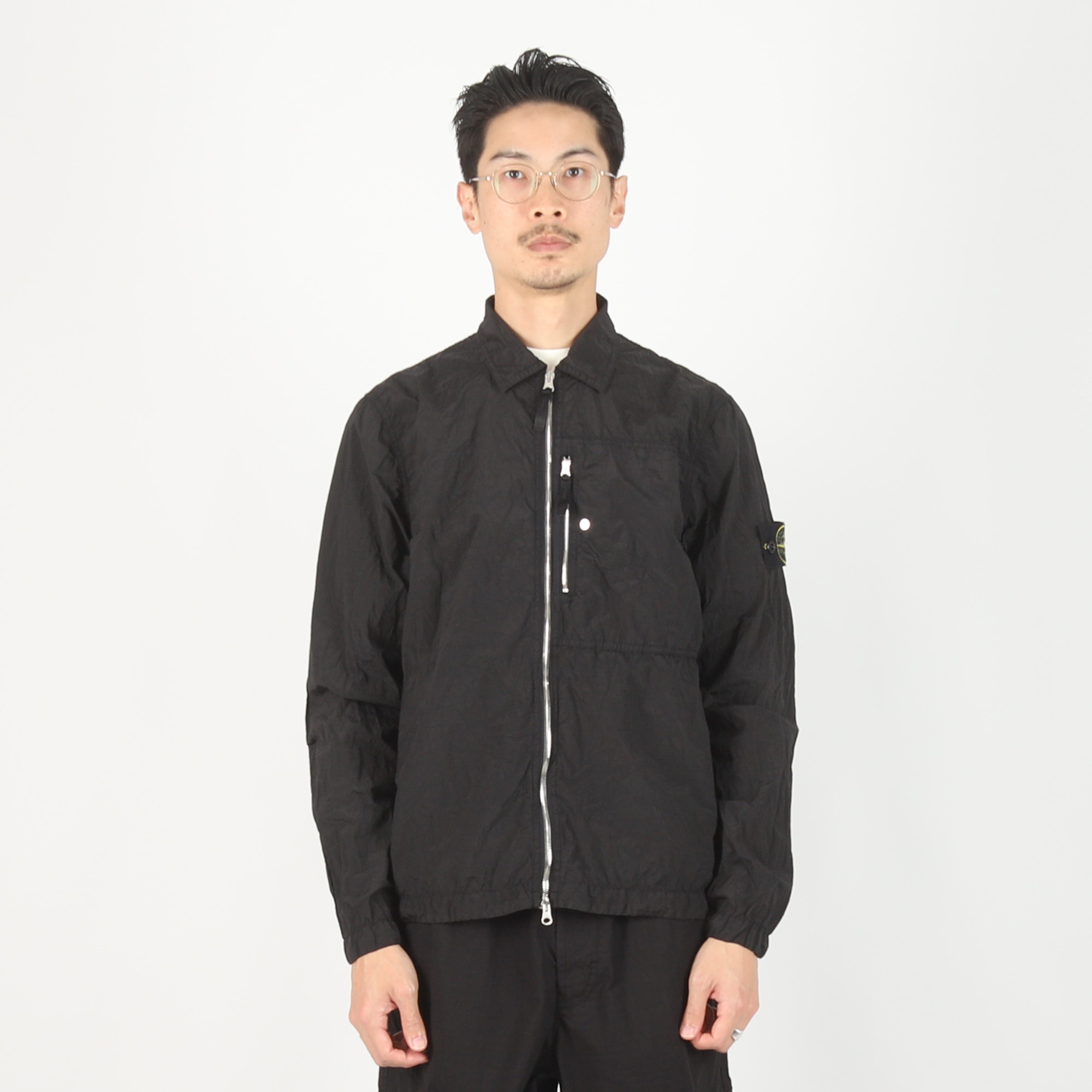 112000 Overshirt - Black product photo