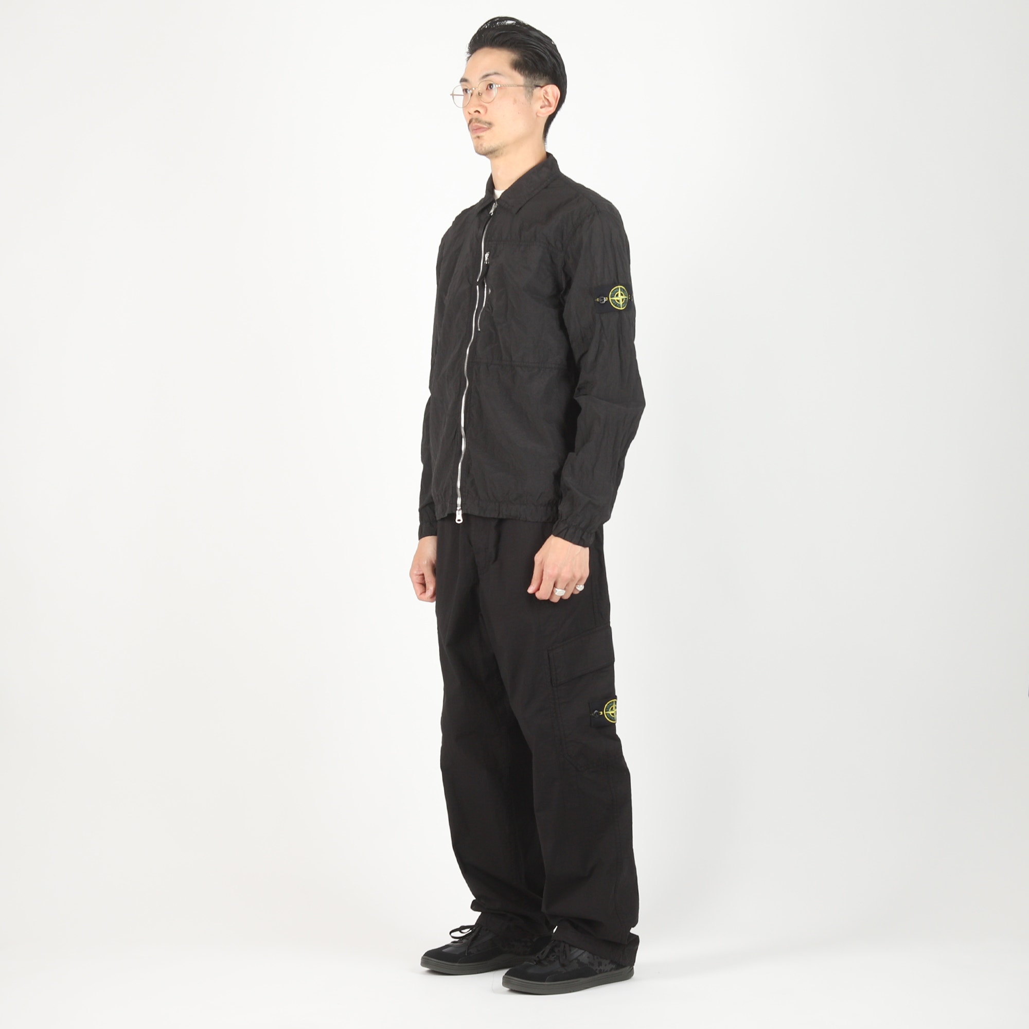 112000 Overshirt - Black product photo