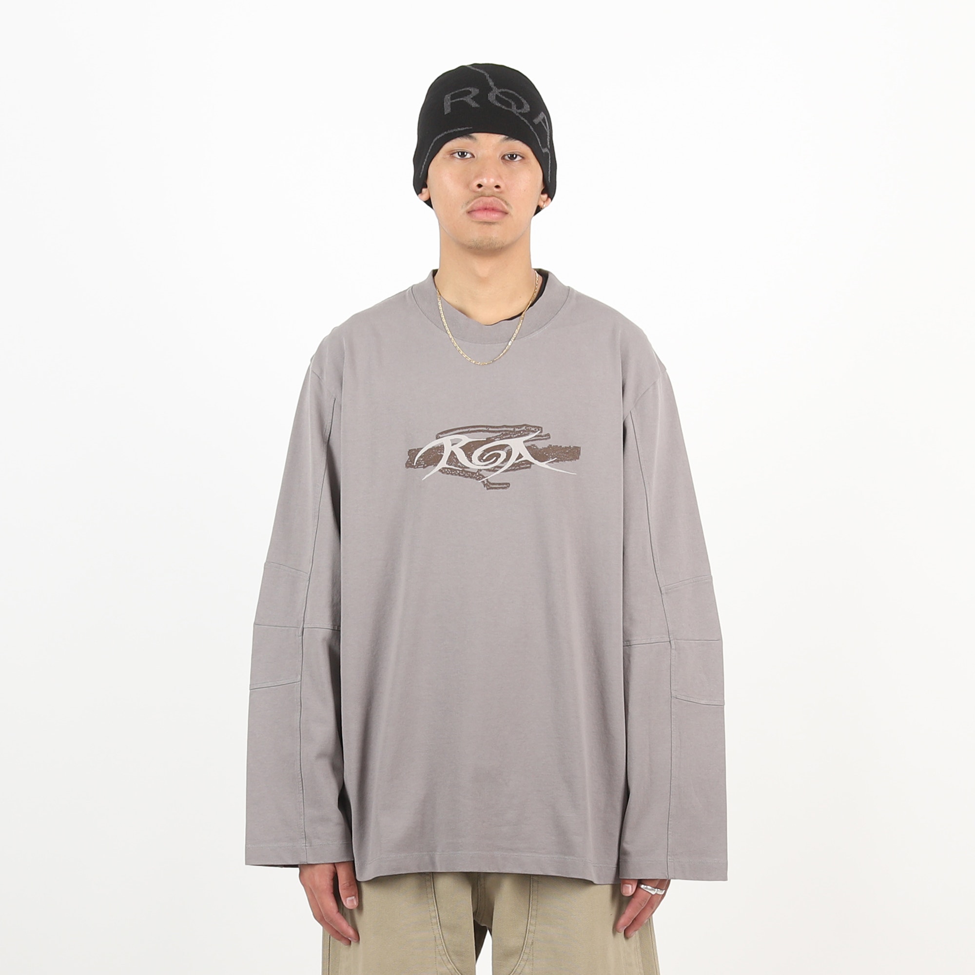L/S Graphic T-Shirt - City Skyline product photo