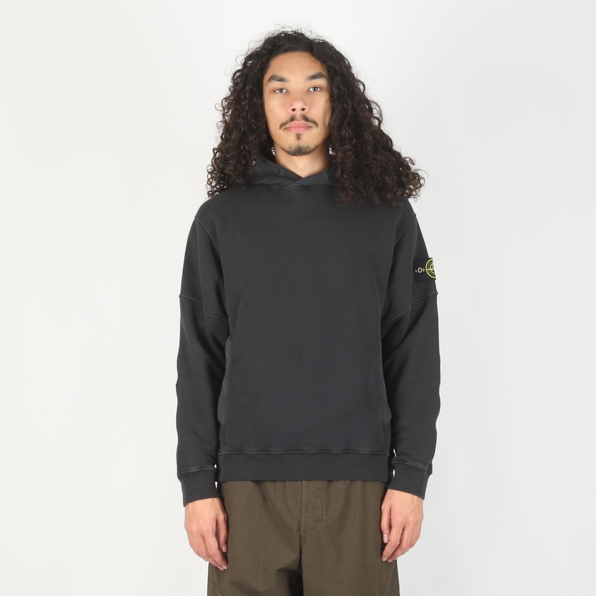 661000 Hoodie Sweater - Black product photo