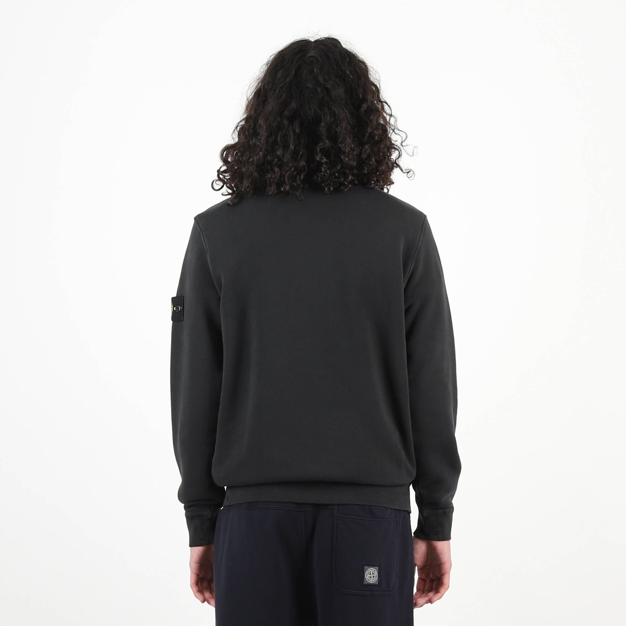 61241 Sweatshirt - Black product photo