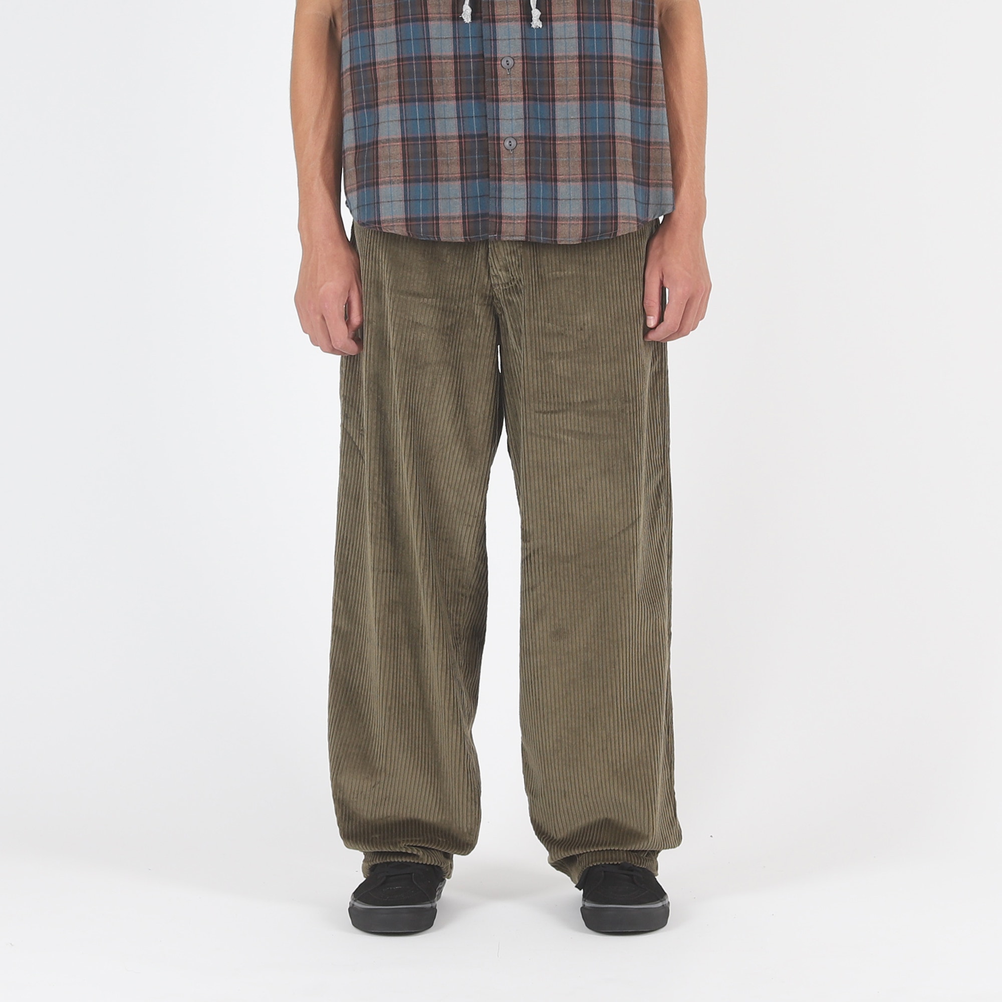 Wide-Wale Corduroy Jeans - Loden product photo