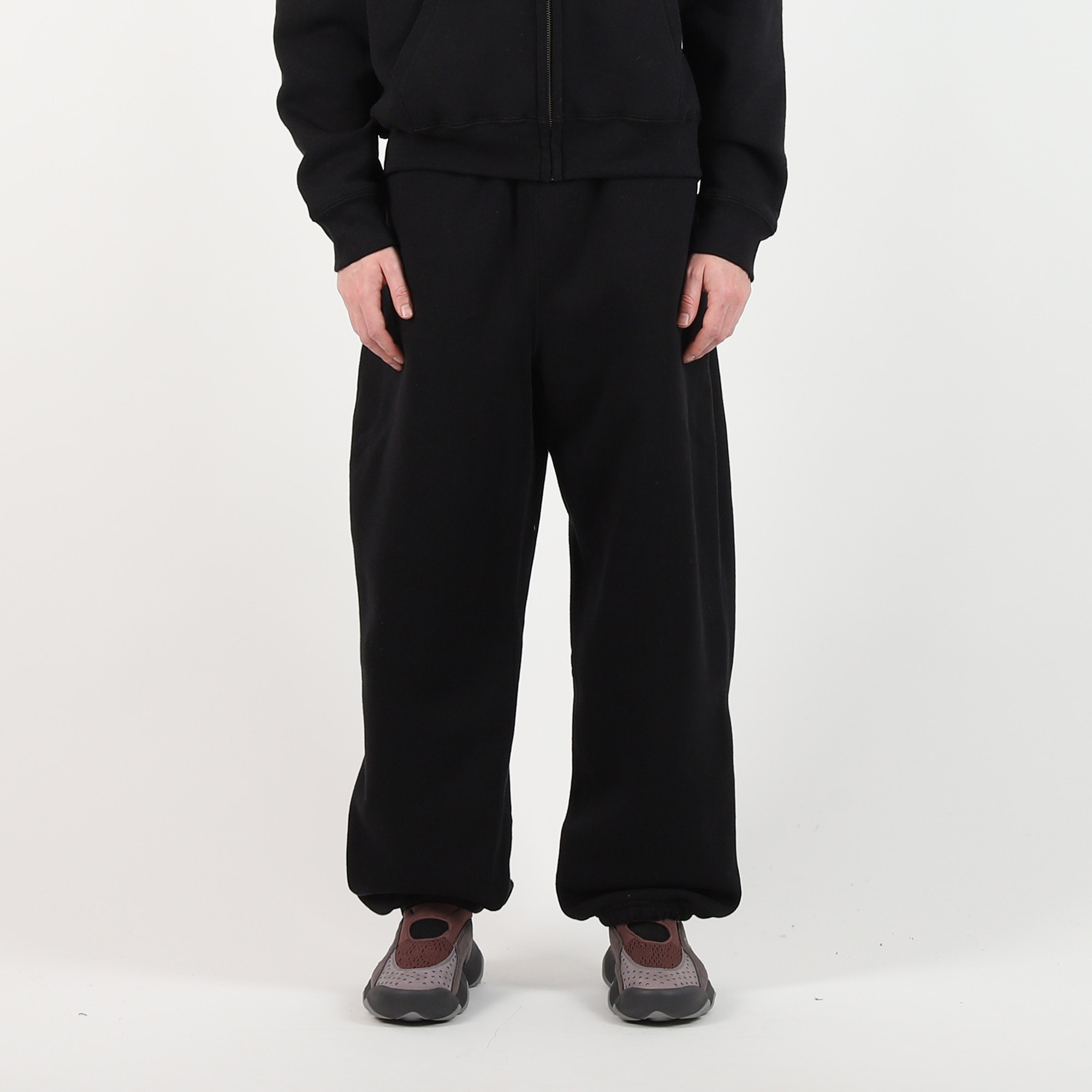 C-Seam Sweatpant - Black product photo