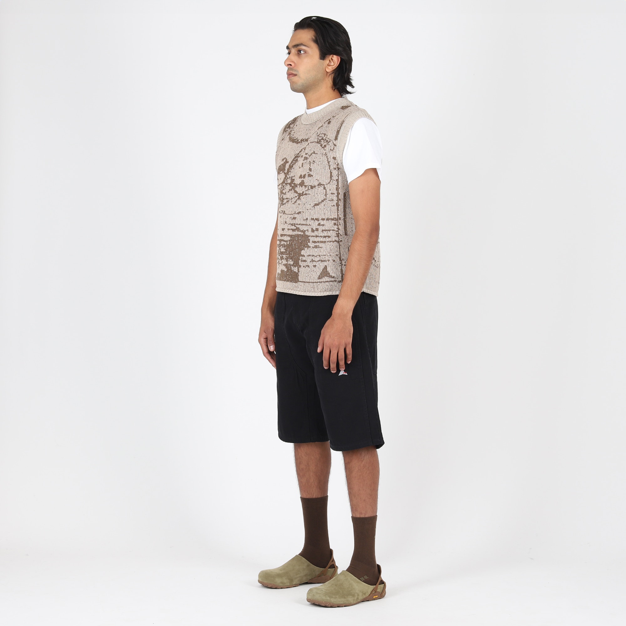 Elk Vest - Brown product photo
