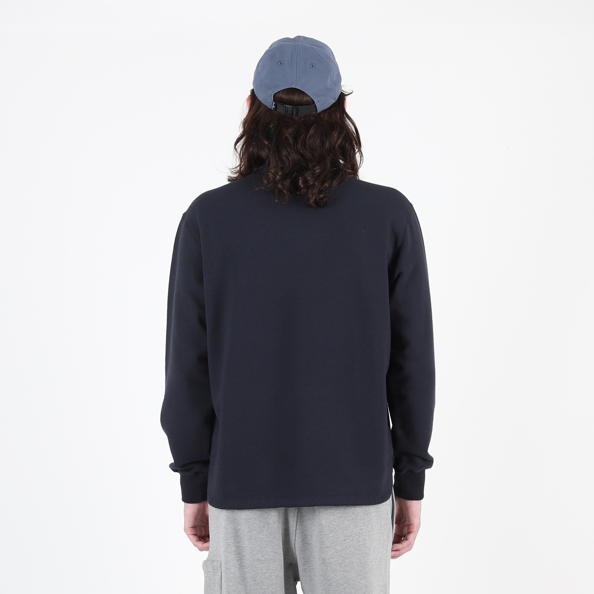 61055 Sweatshirt - Navy Blue product photo