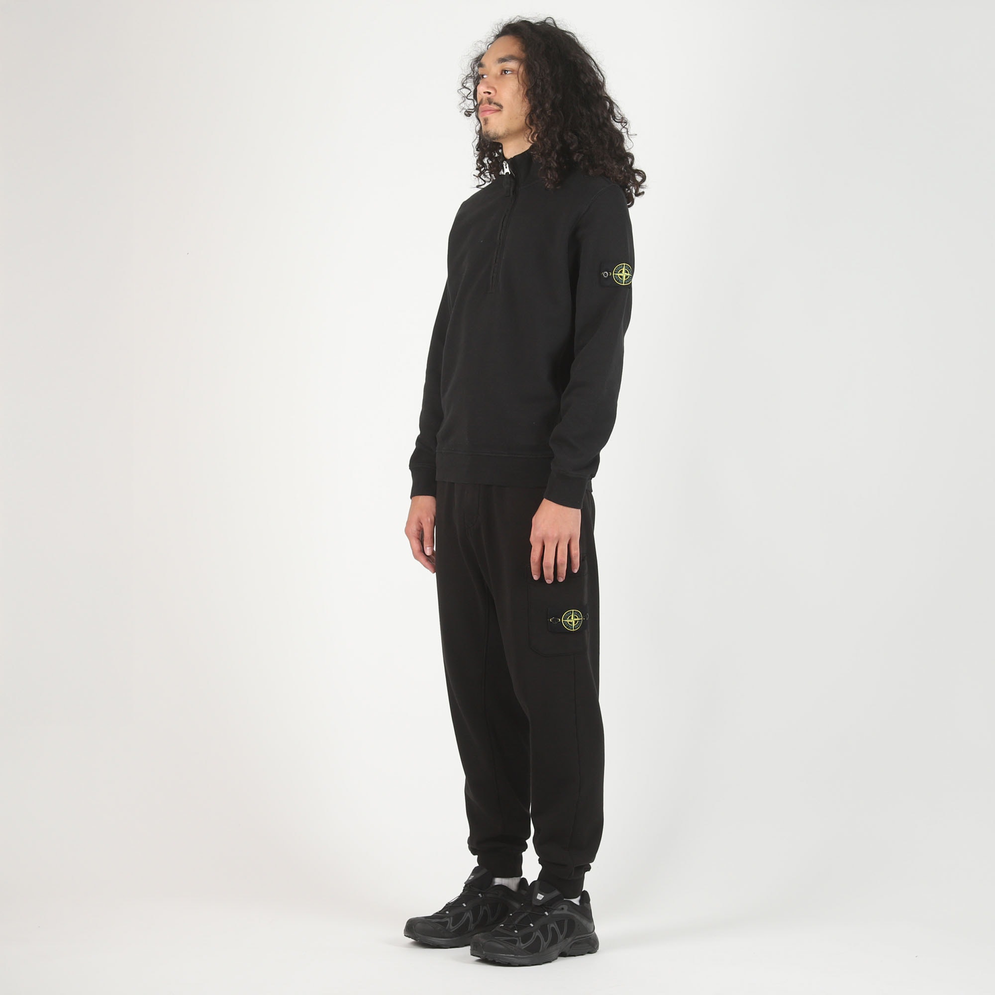 63420 Sweatshirt - Black product photo