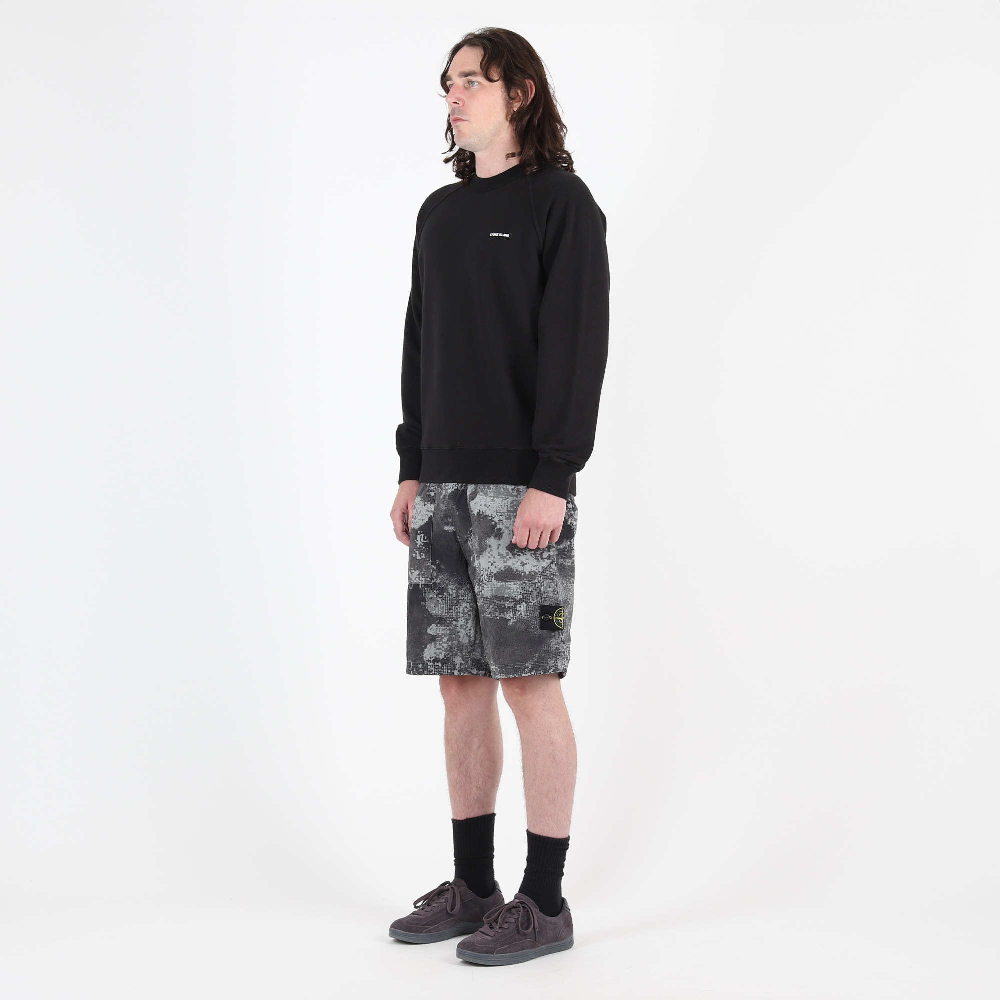 60755 Sweatshirt - Black product photo