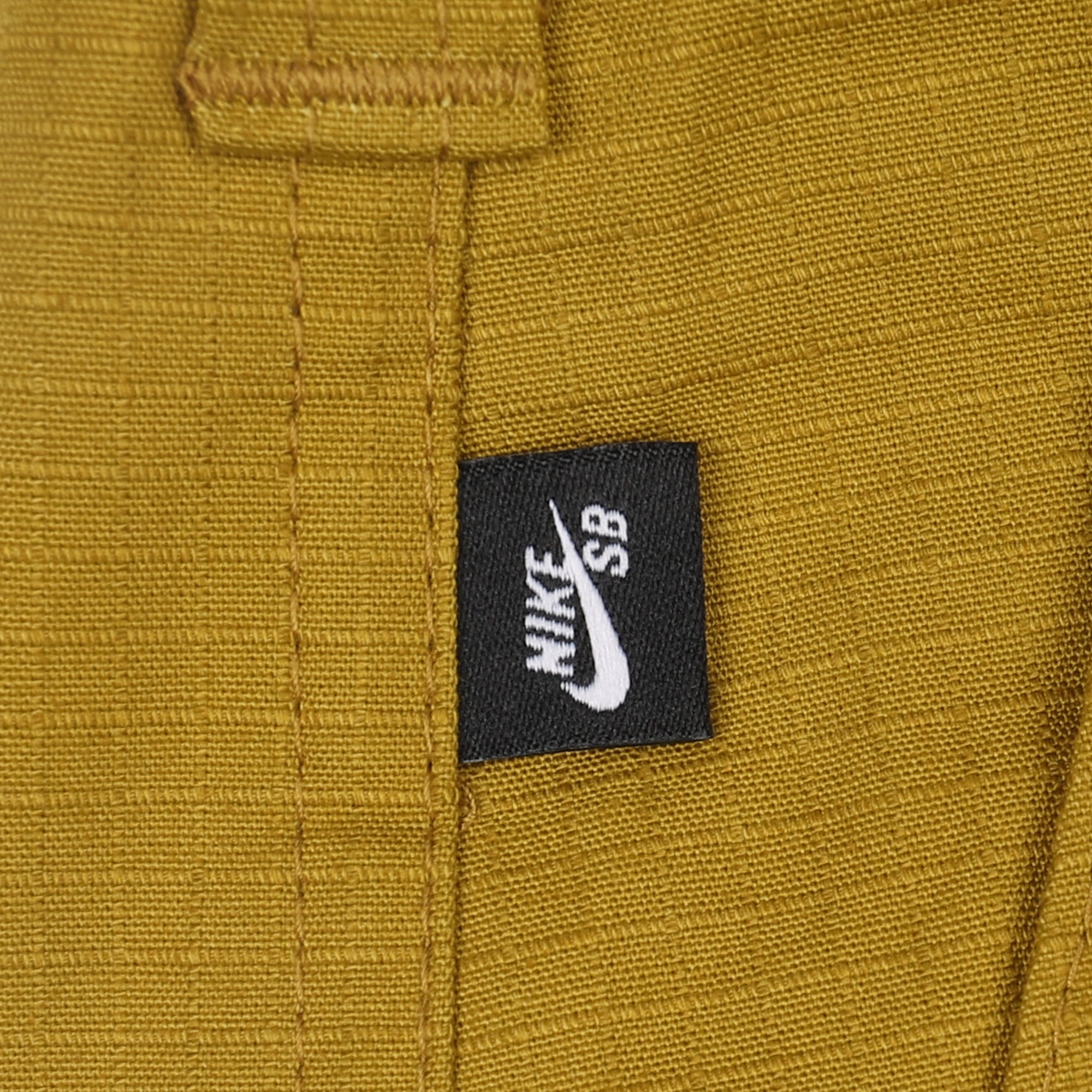 Nike SB Kearny Cargo Pant - Bronzine product photo