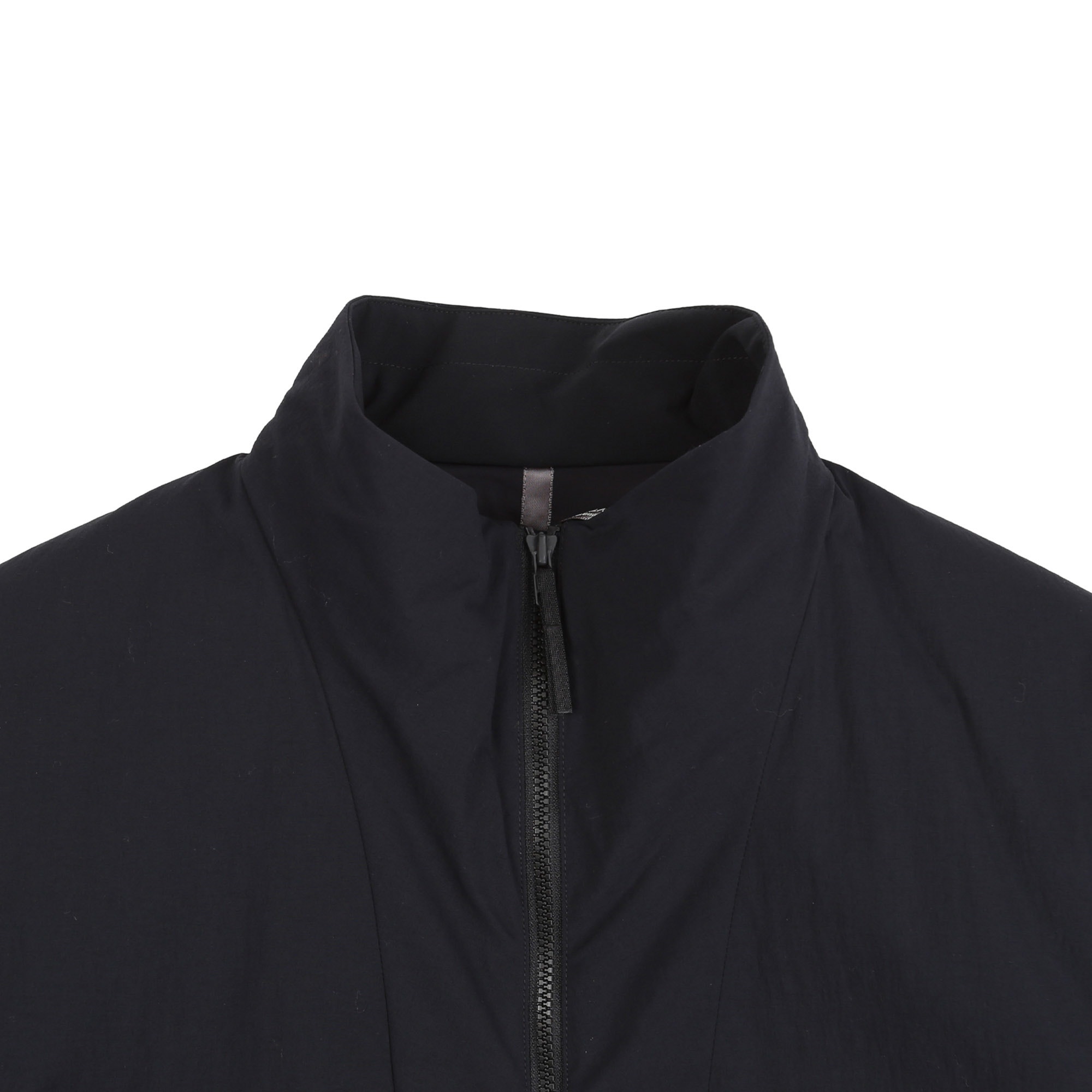 Mionn Insulated Jacket - Black product photo