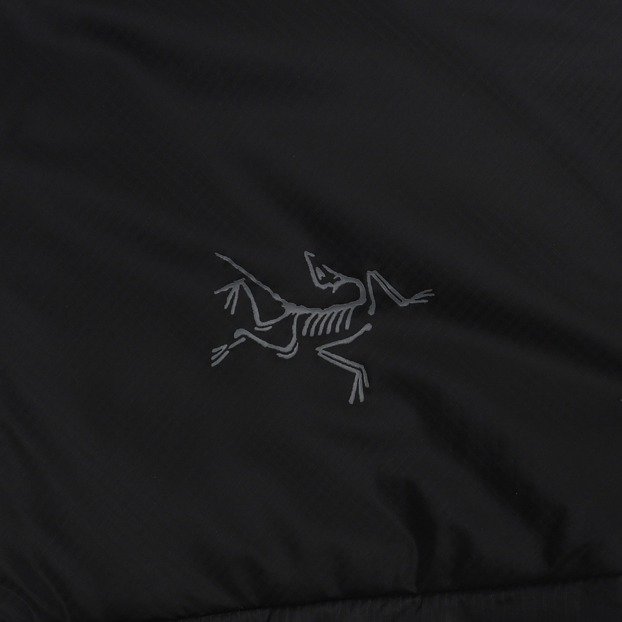 Nuclei Vest - Black product photo