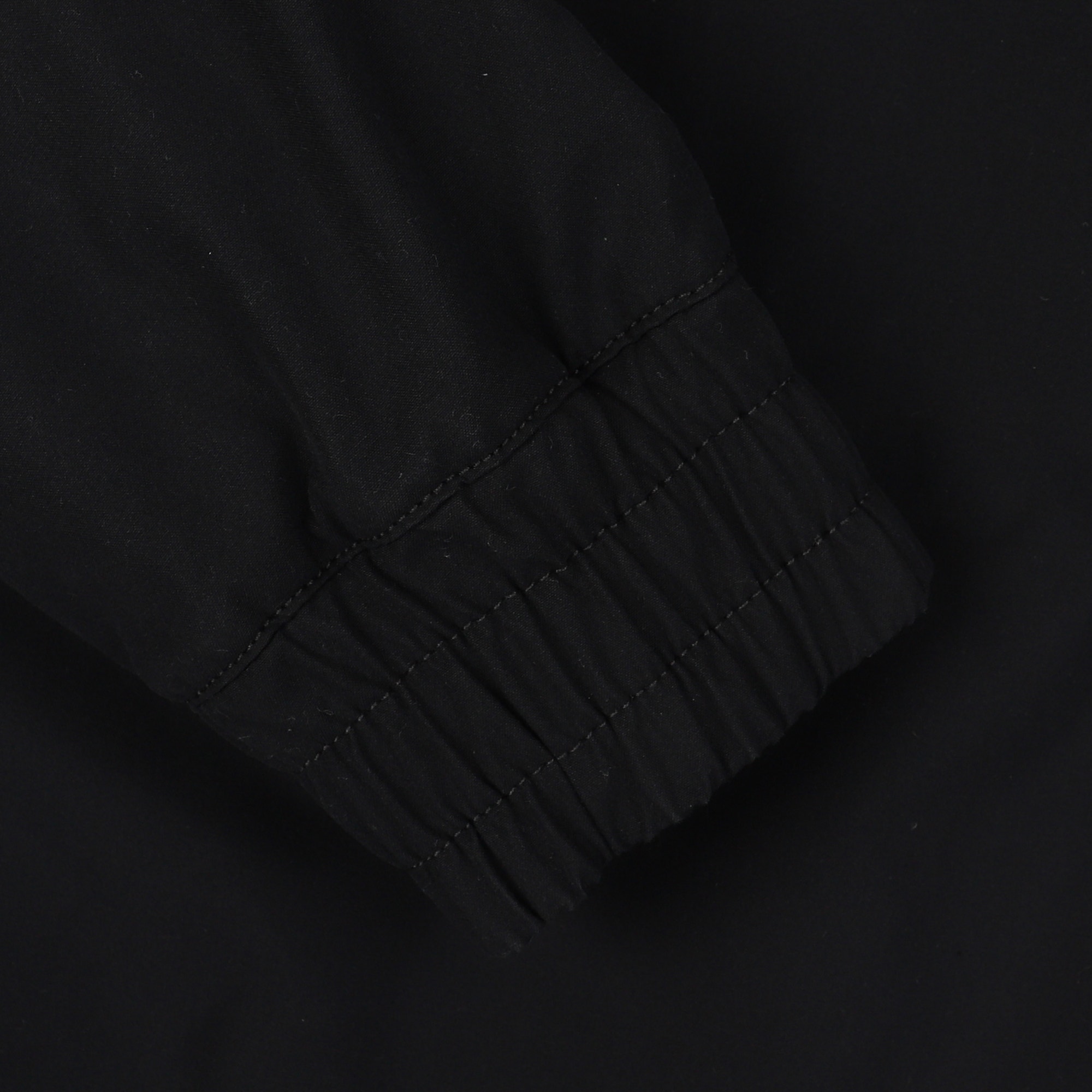 441000 Bomber - Black product photo
