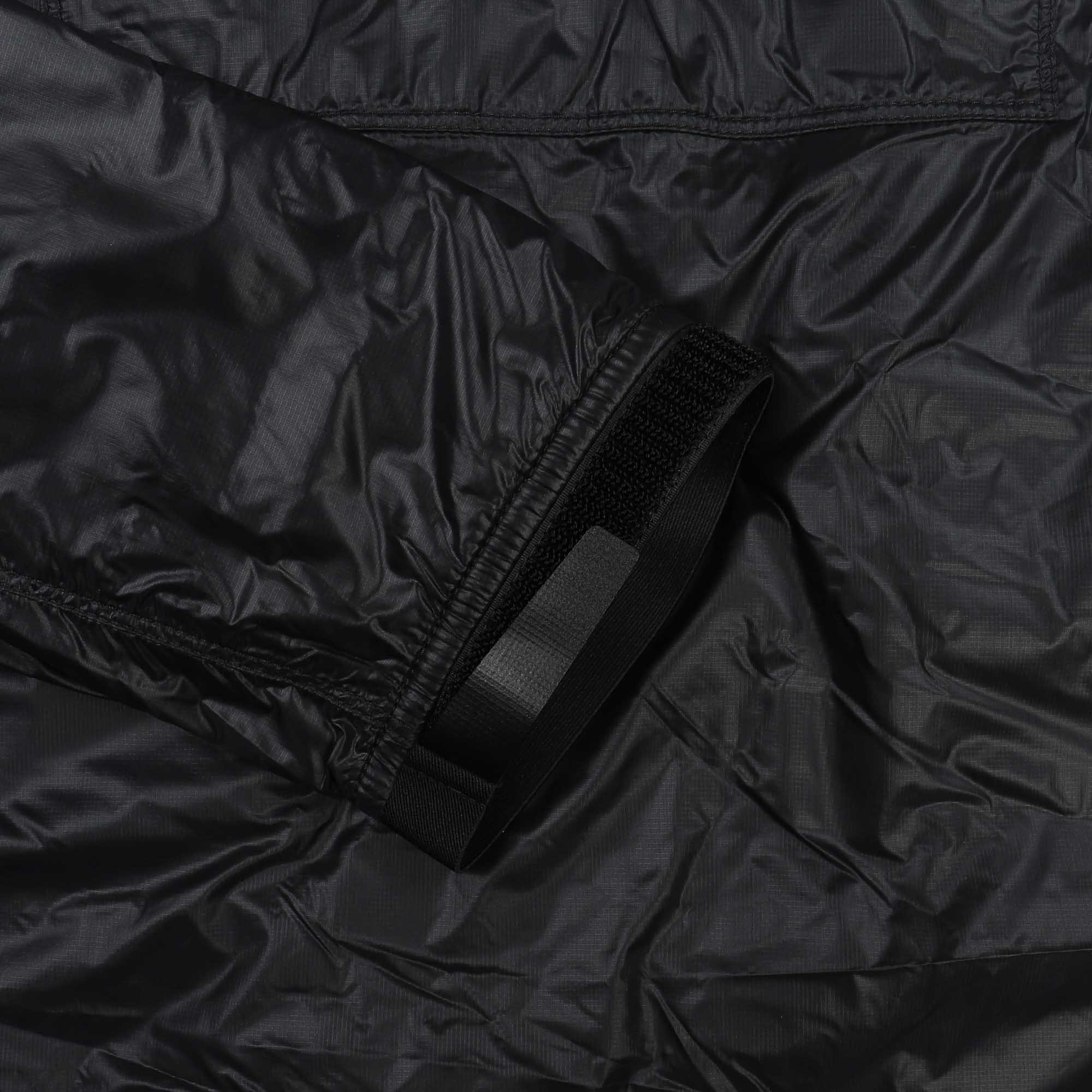 Q0525 Light Outerwear - Black product photo