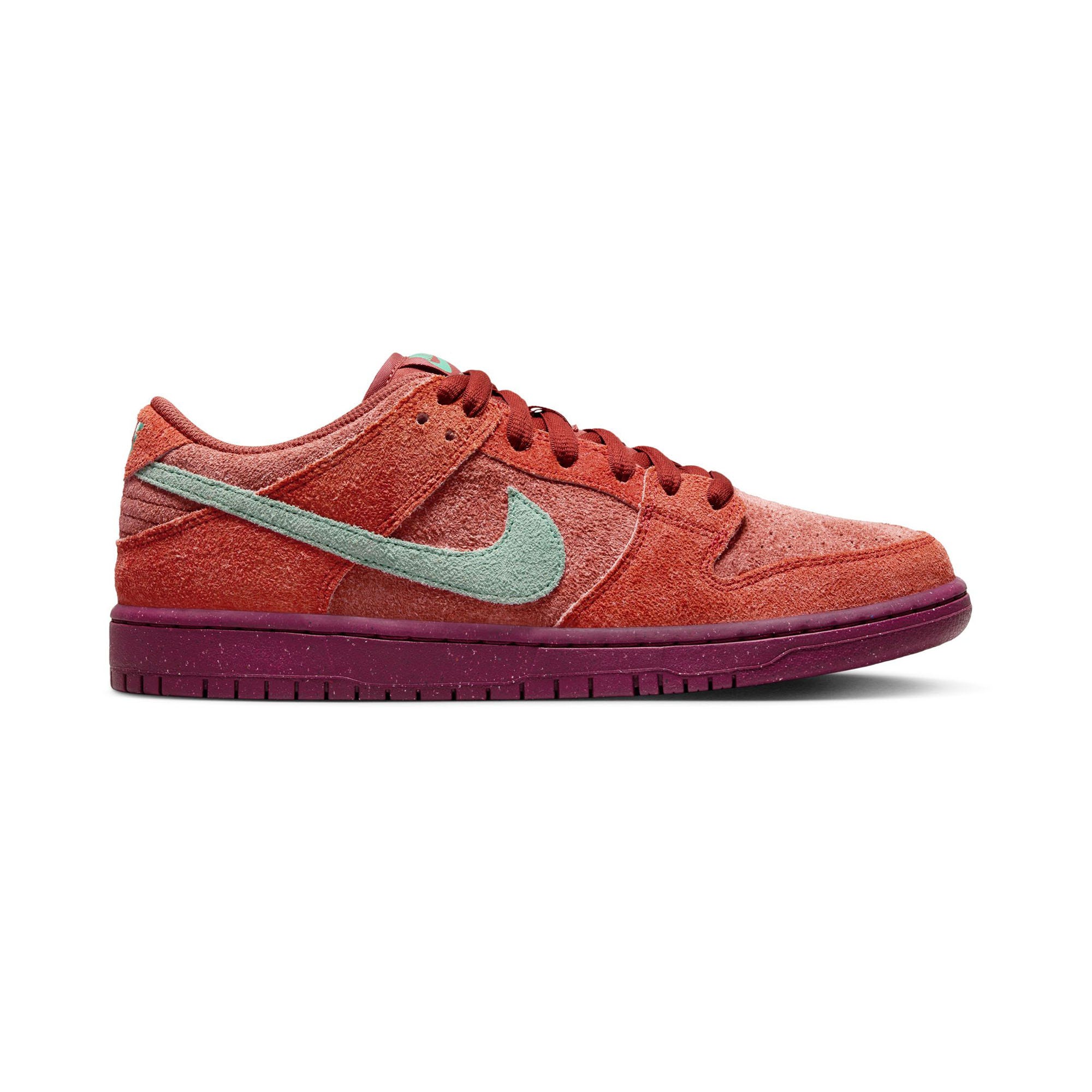 Nike SB Dunk Low Pro Premium Mystic Red Emerald