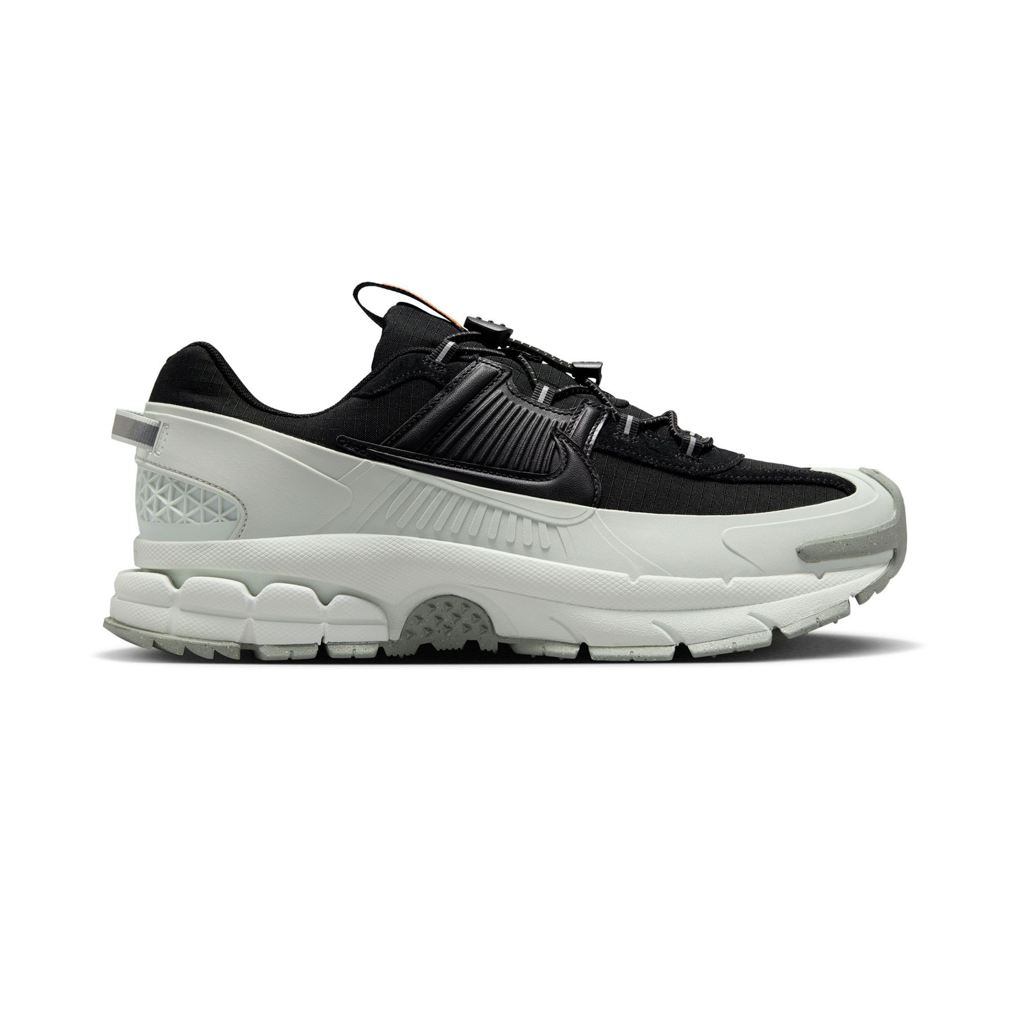 Nike Zoom Vomero Roam - Black/Light Silver product photo