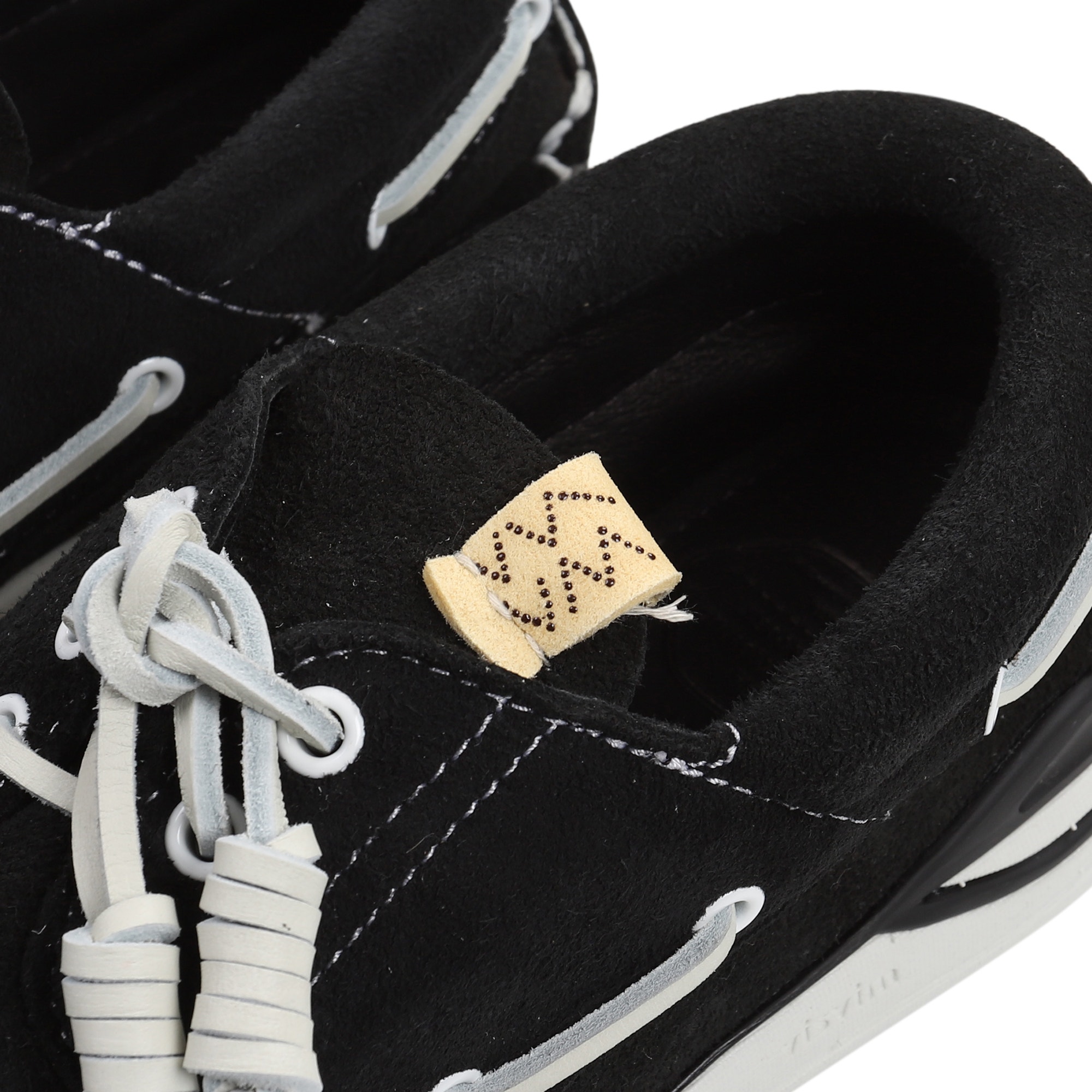Hockney-Folk - Blk product photo