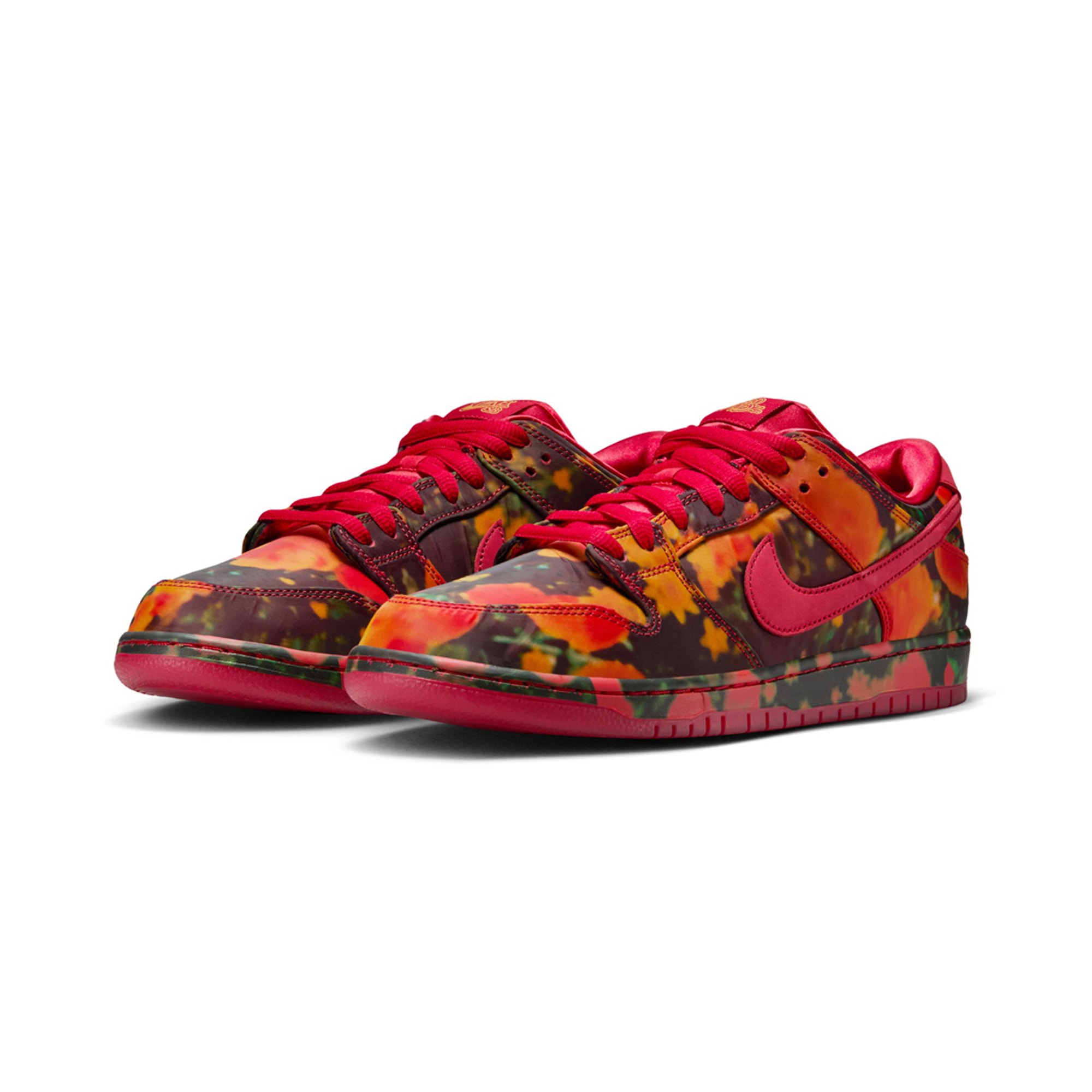 Nike SB Dunk Low Pro - Gym Red/University Red product photo