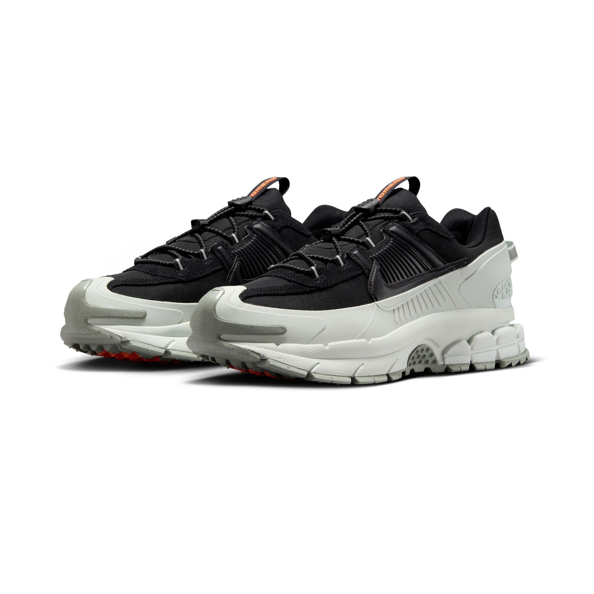 Nike Zoom Vomero Roam - Black/Light Silver product photo