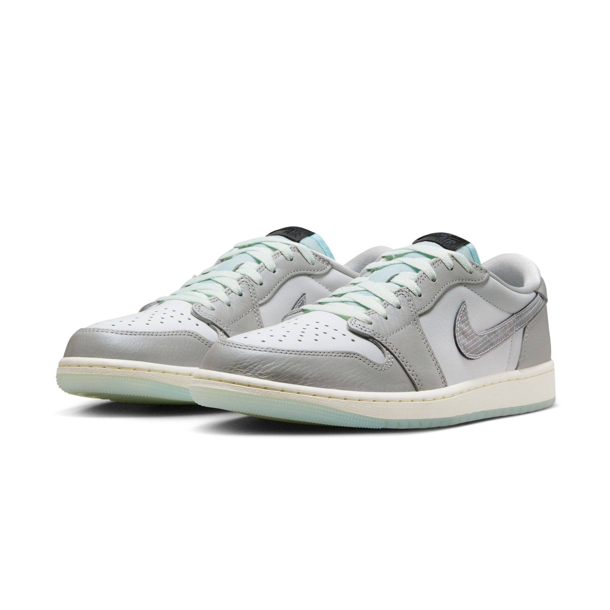 Air Jordan 1 Retro Low LNY - White/Photon Dust product photo