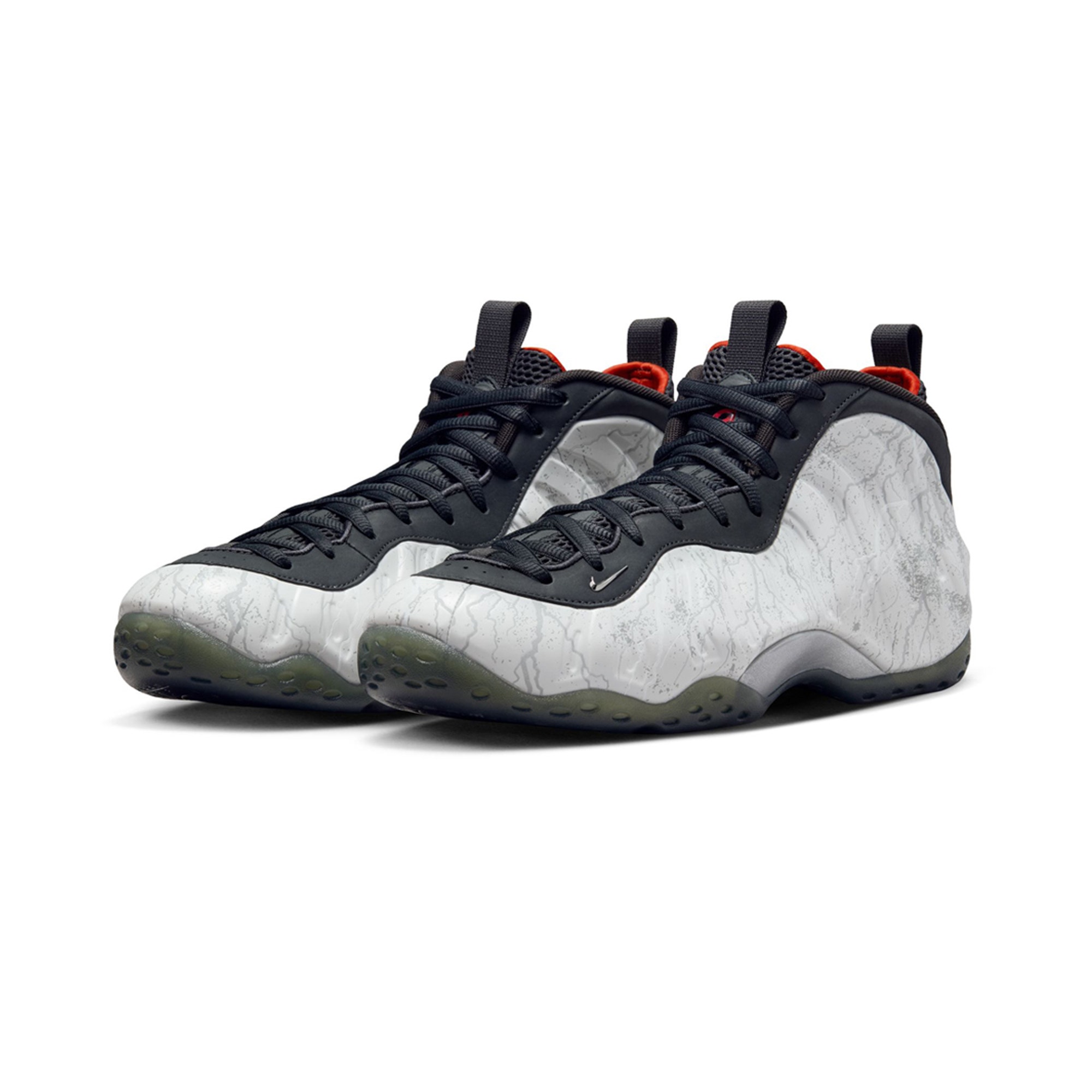 Nike Air Foamposite One Premium - Photon Dust product photo