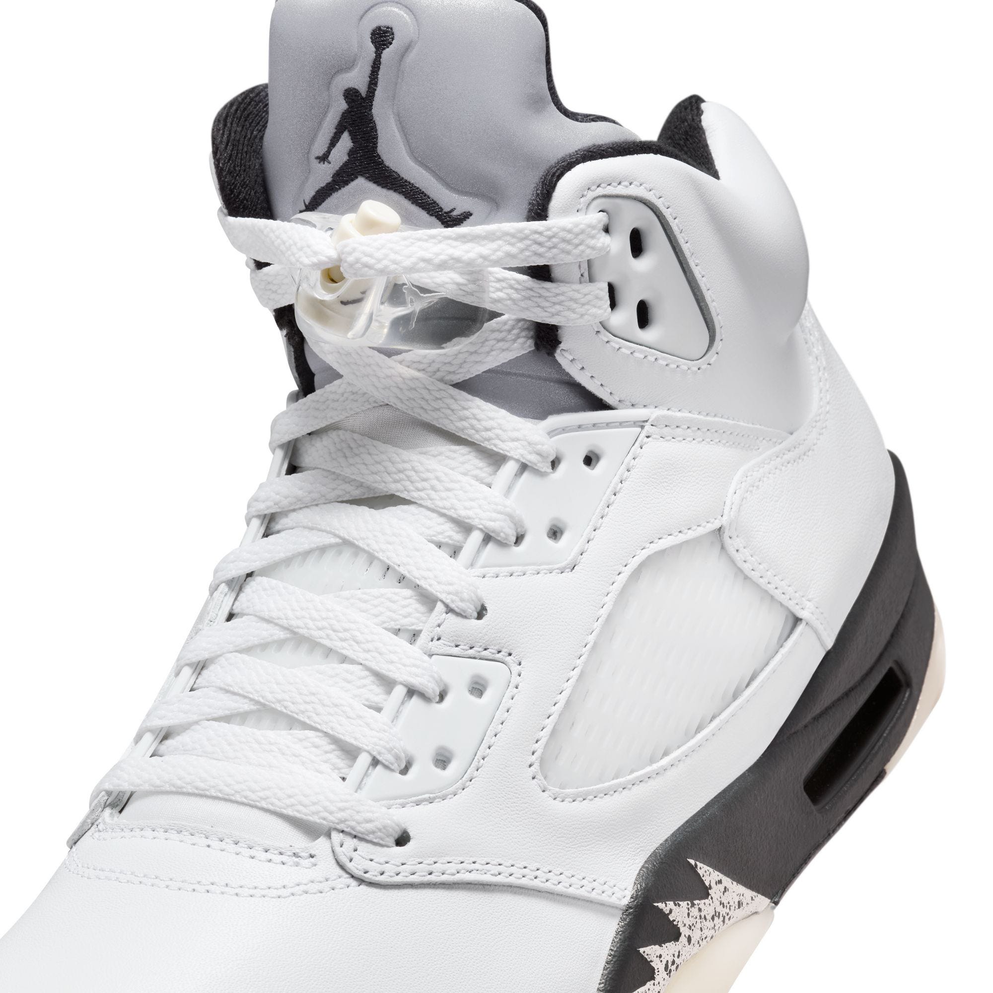 Retros 5 clearance